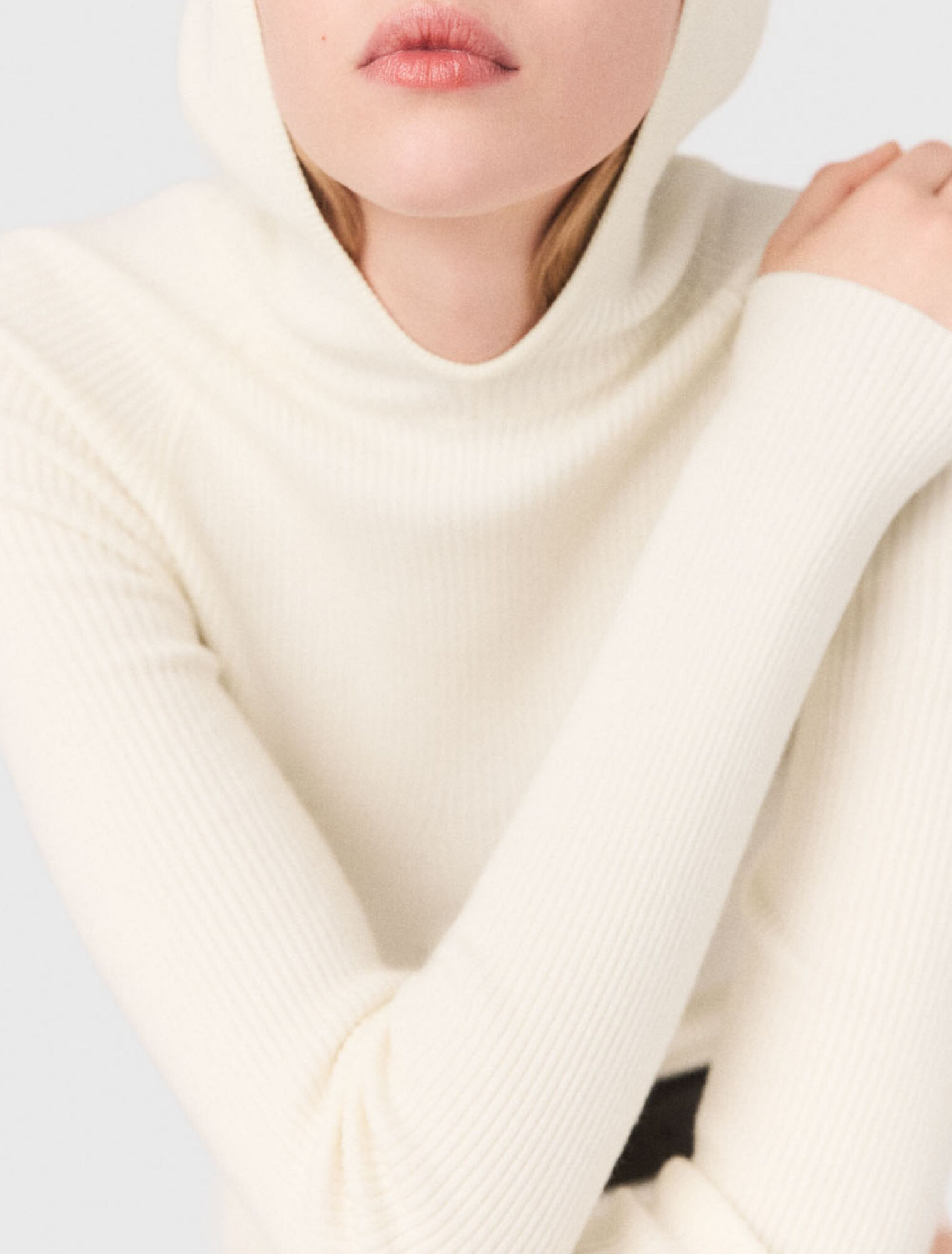 Body in maglia a coste con cappuccio