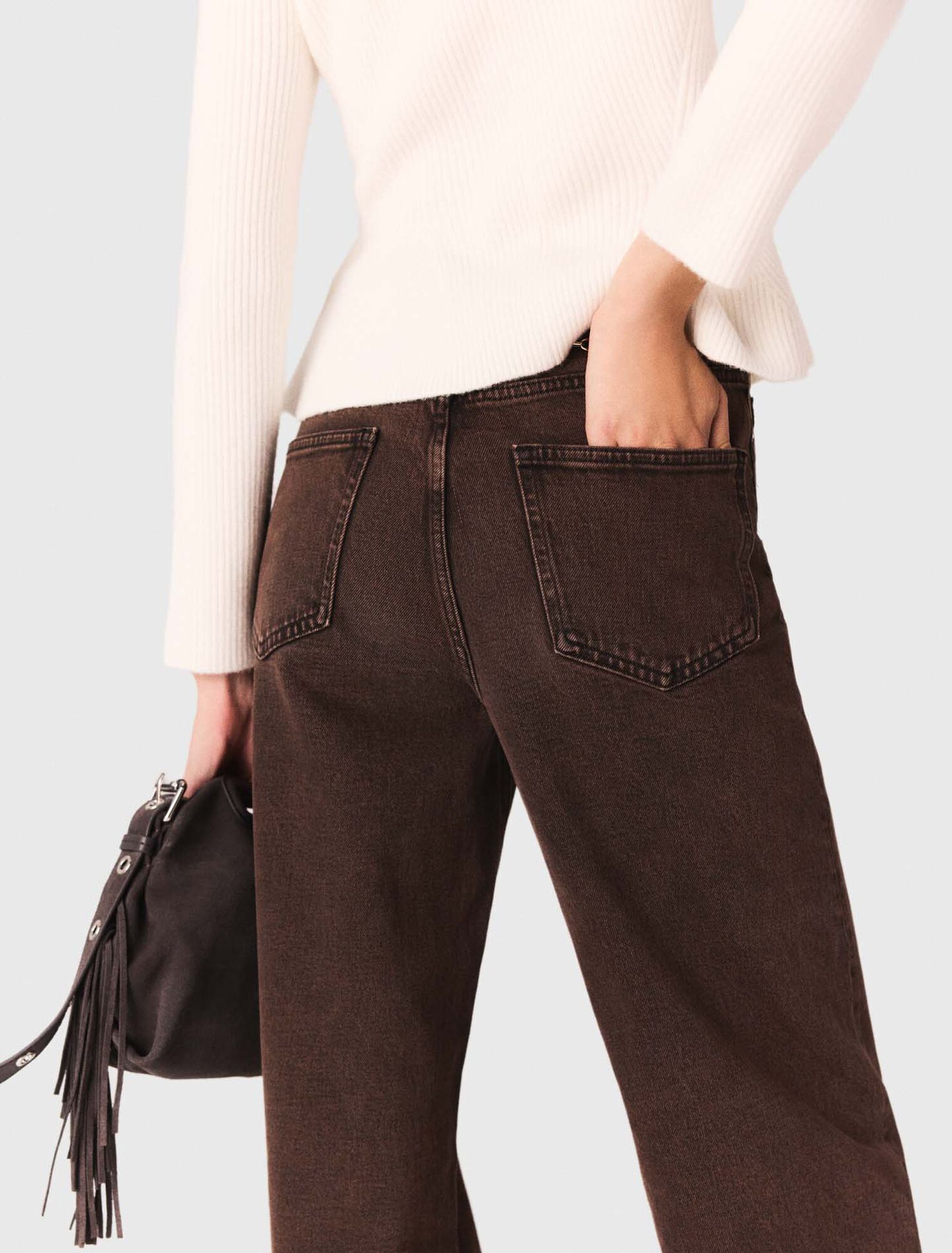 Jeans bootcut con catena