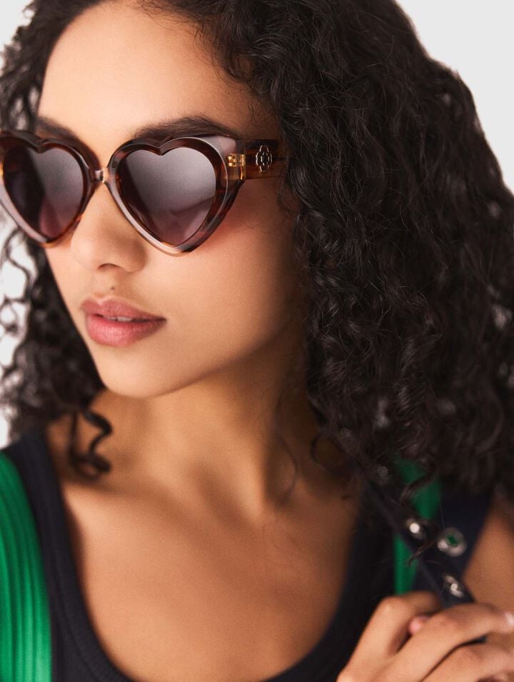 Occhiali da sole a cuore
