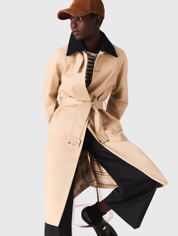 Trench maniche e collo a contrasto