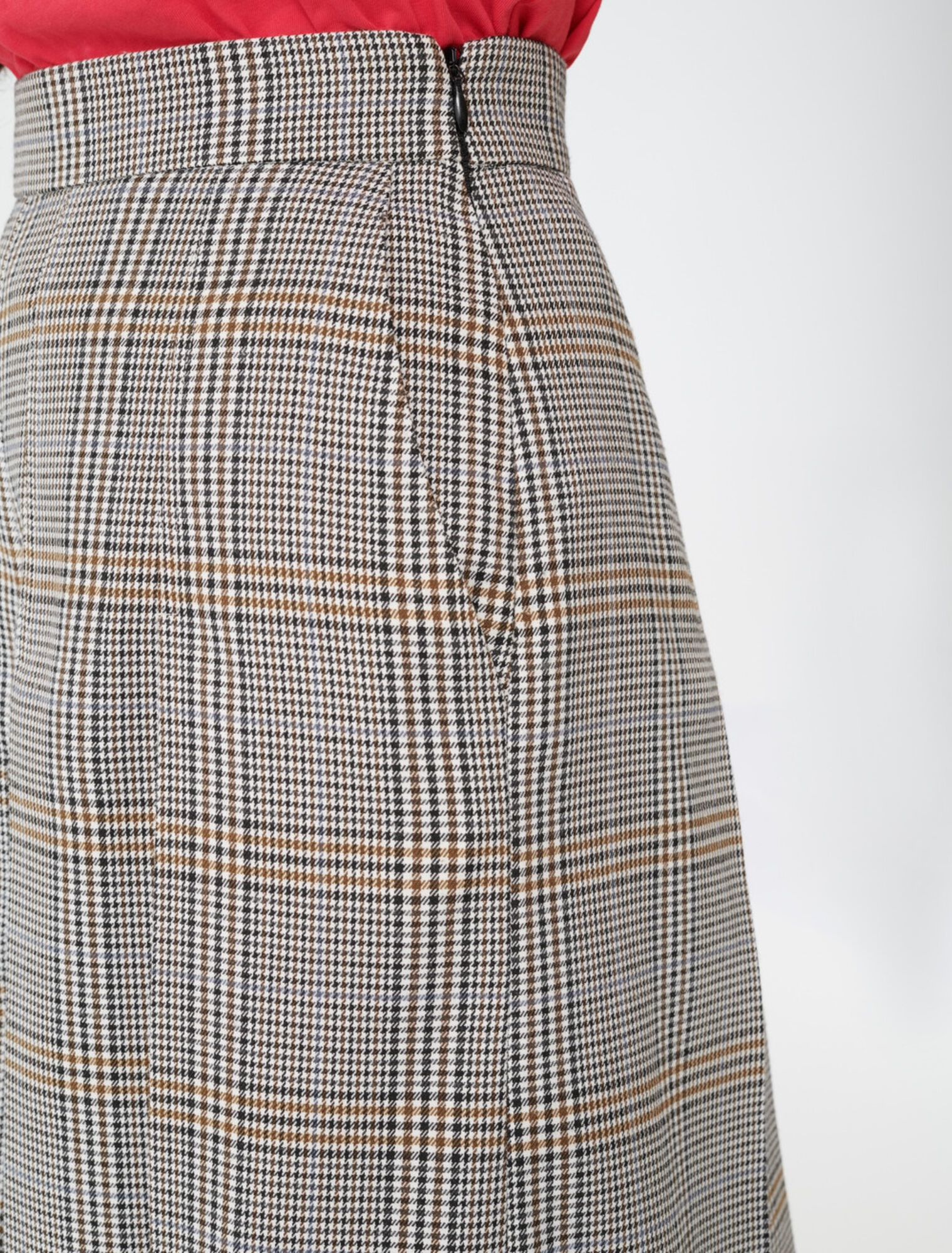 Pantaloni a quadri stile bermuda