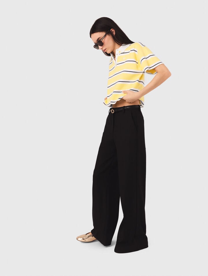 Pantaloni flare