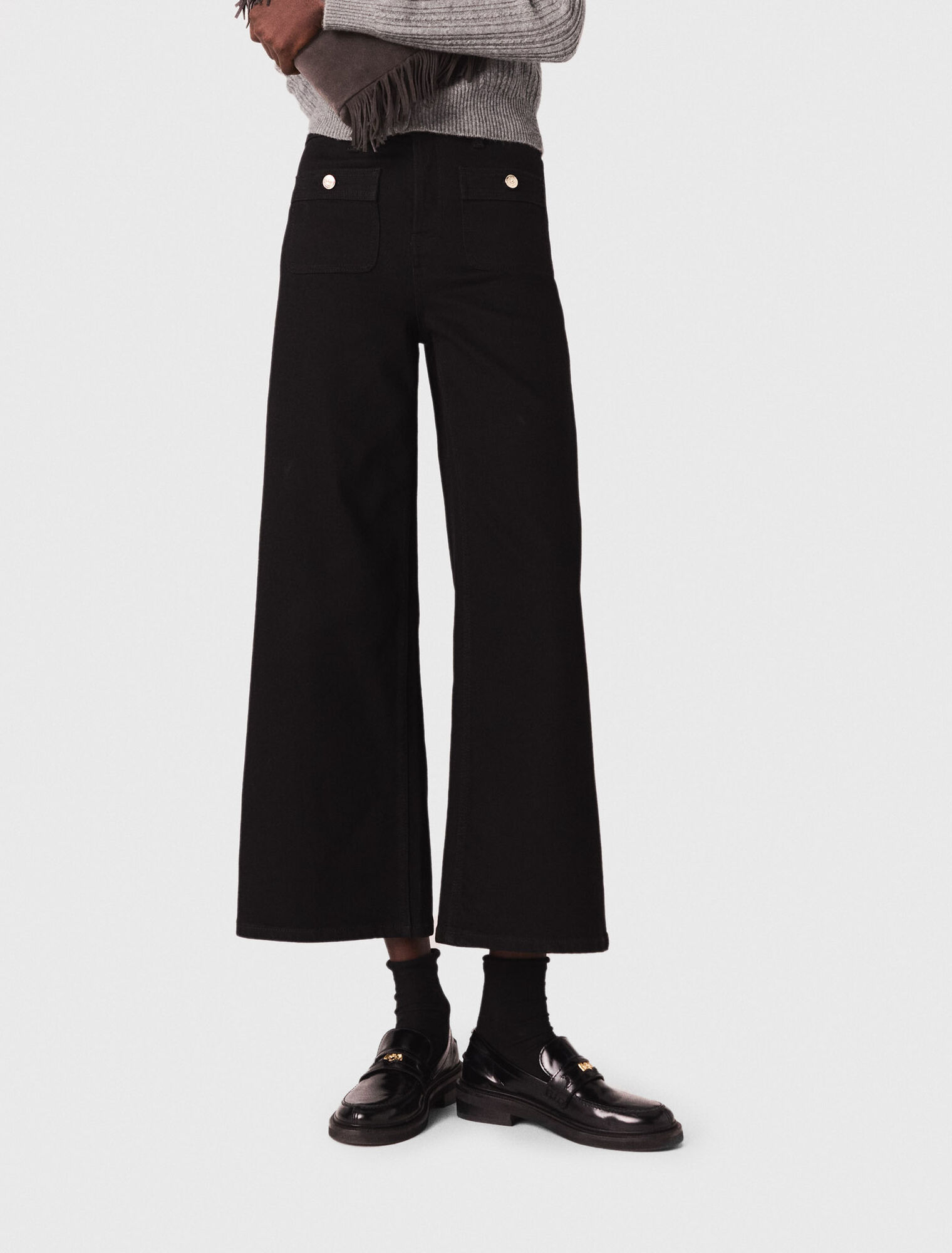Jeans dritti con tasche applicate