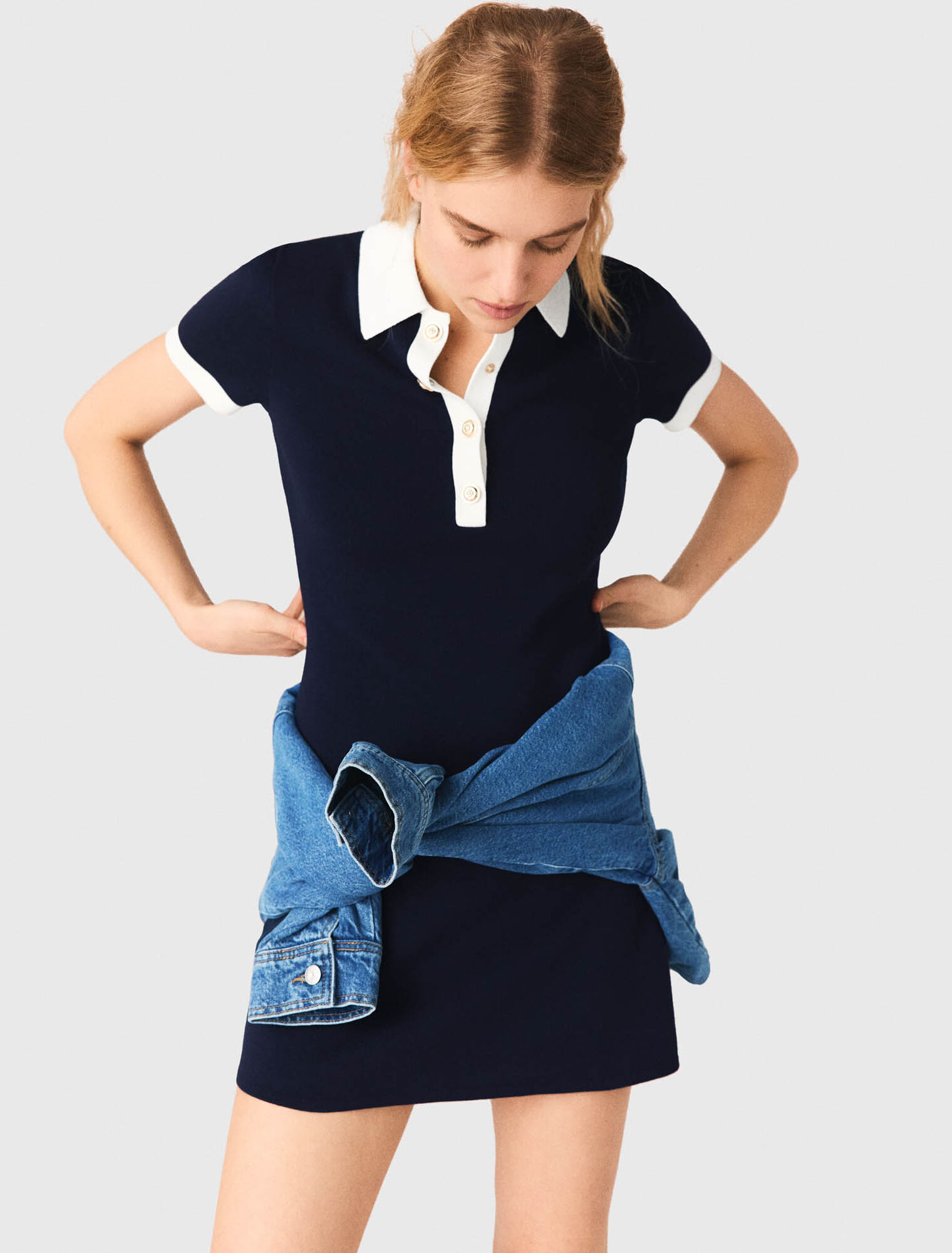 Abito polo con finiture a contrasto