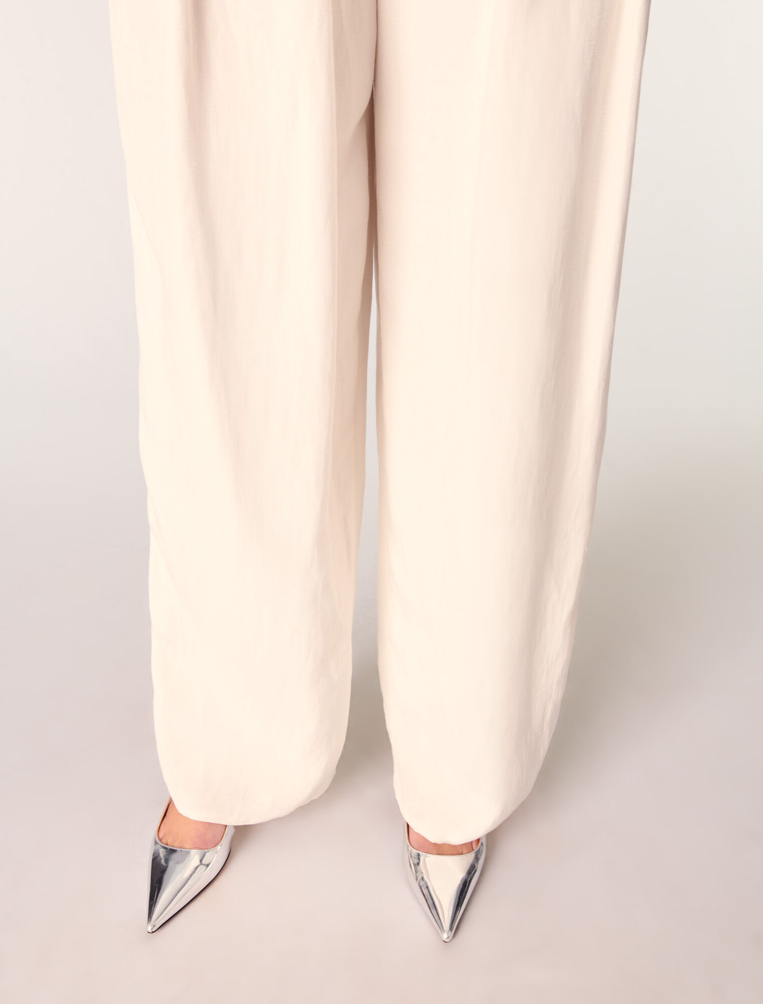 Pantaloni da tailleur larghi