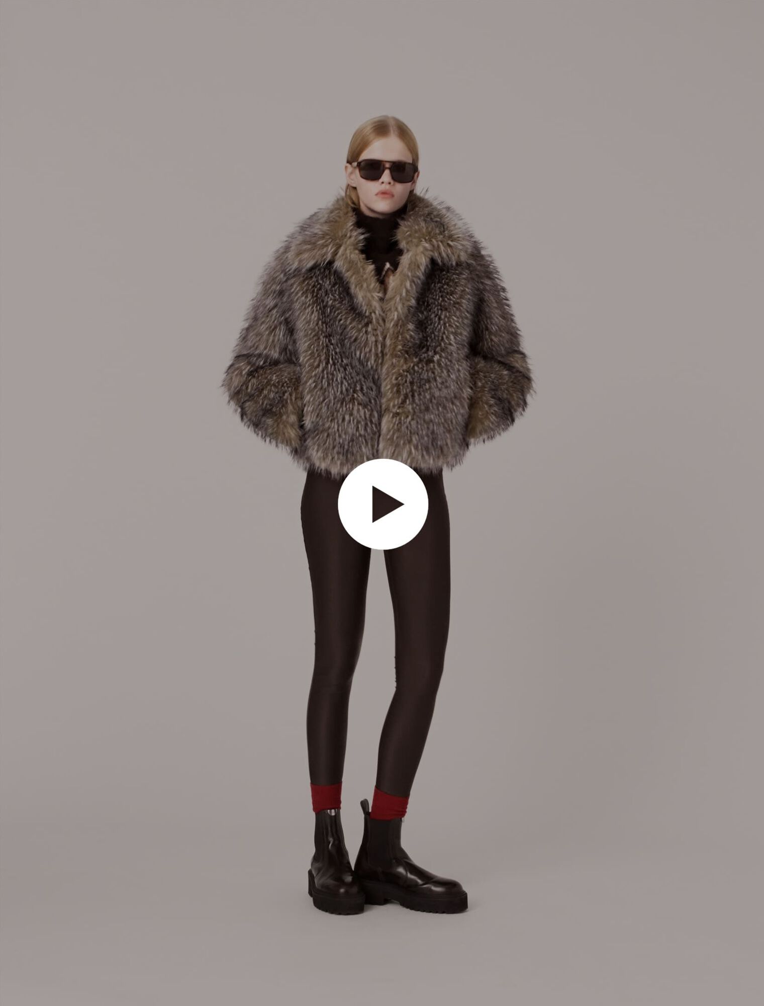 Cappotto corto in ecopelliccia