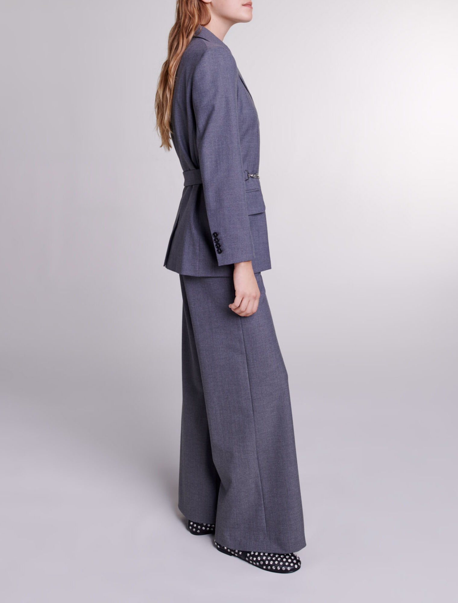 Giacca tailleur con catena in vita