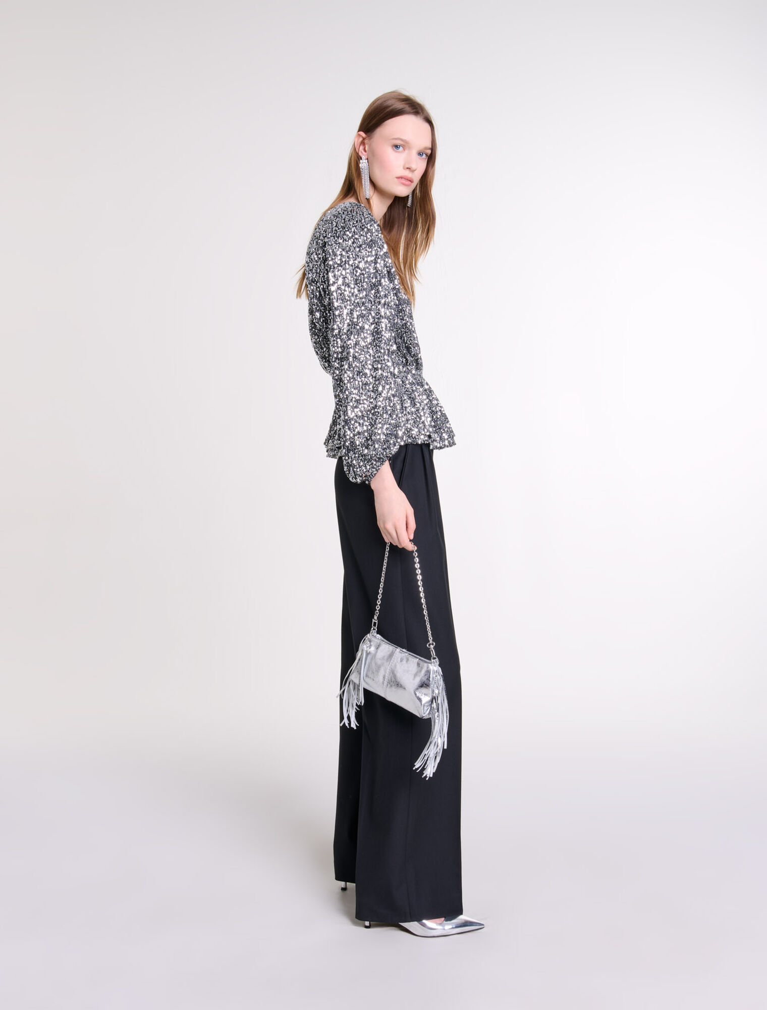 Top a punto smock con lustrini