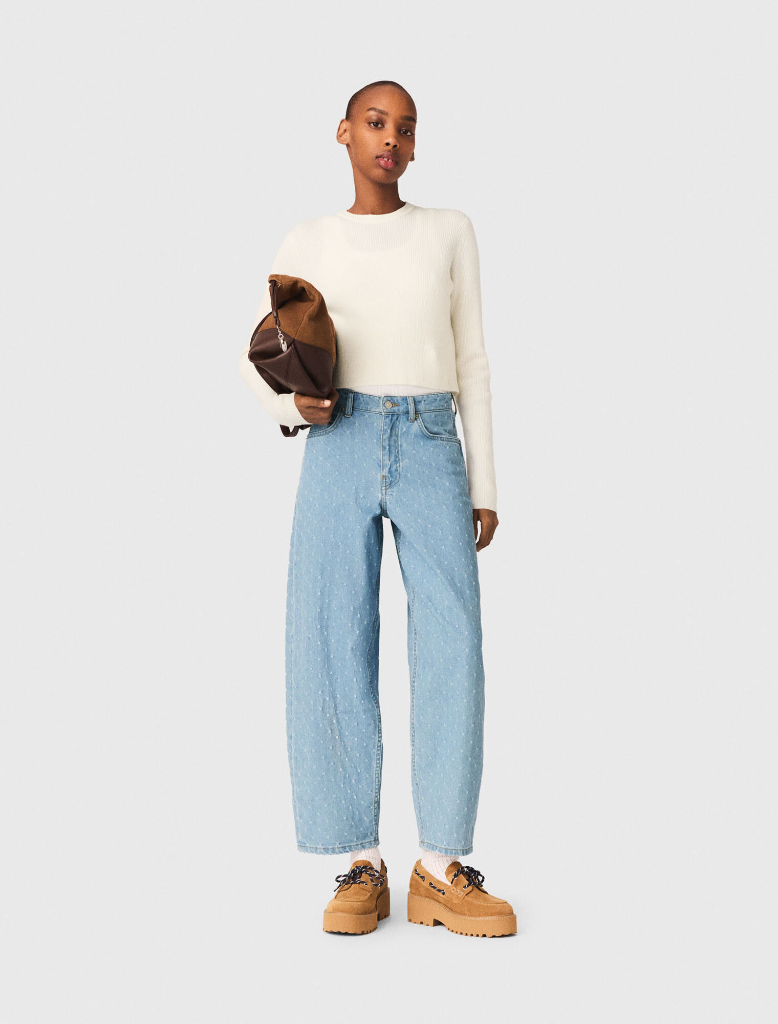 Maglione con bottoni gioiello