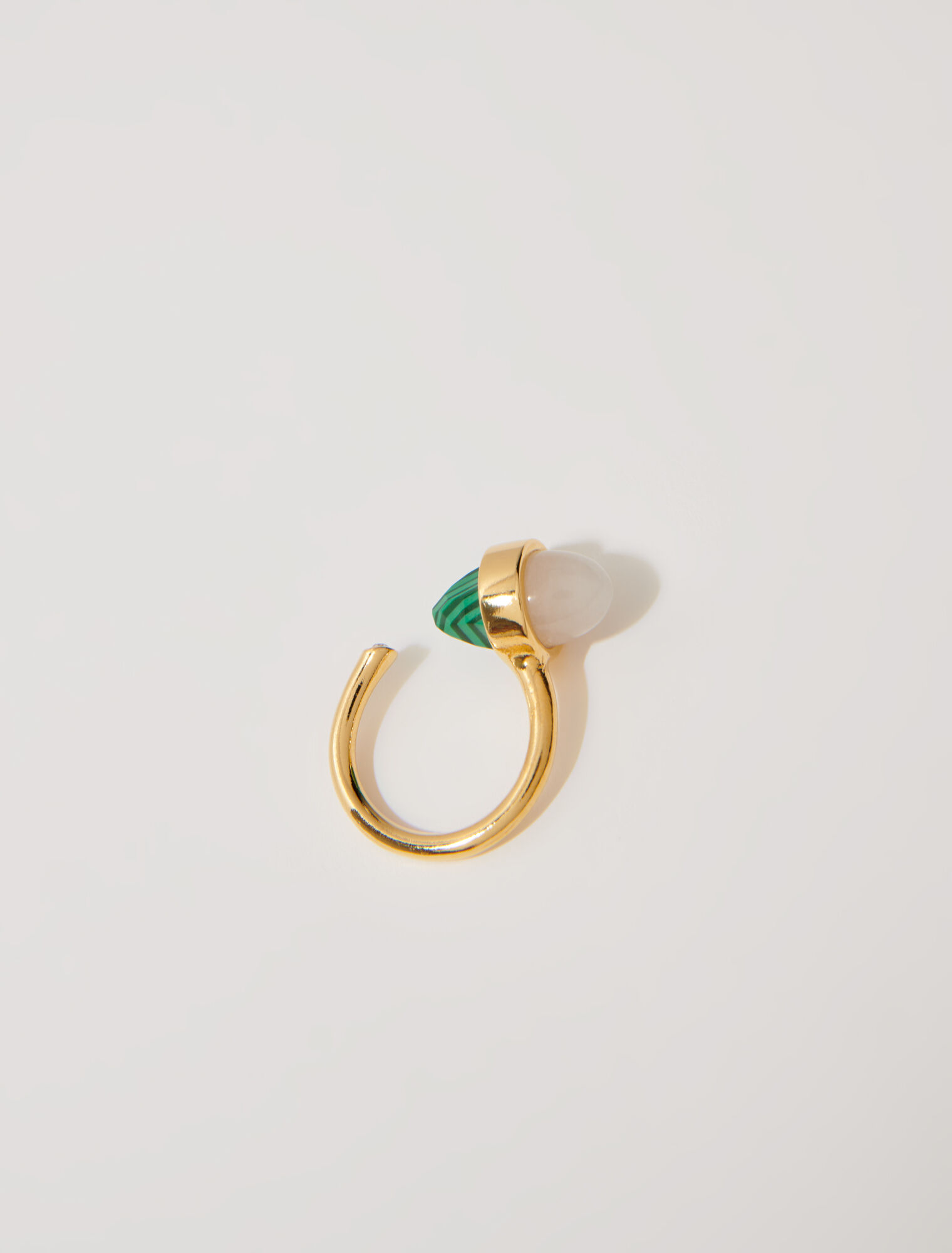 Anello ornato
