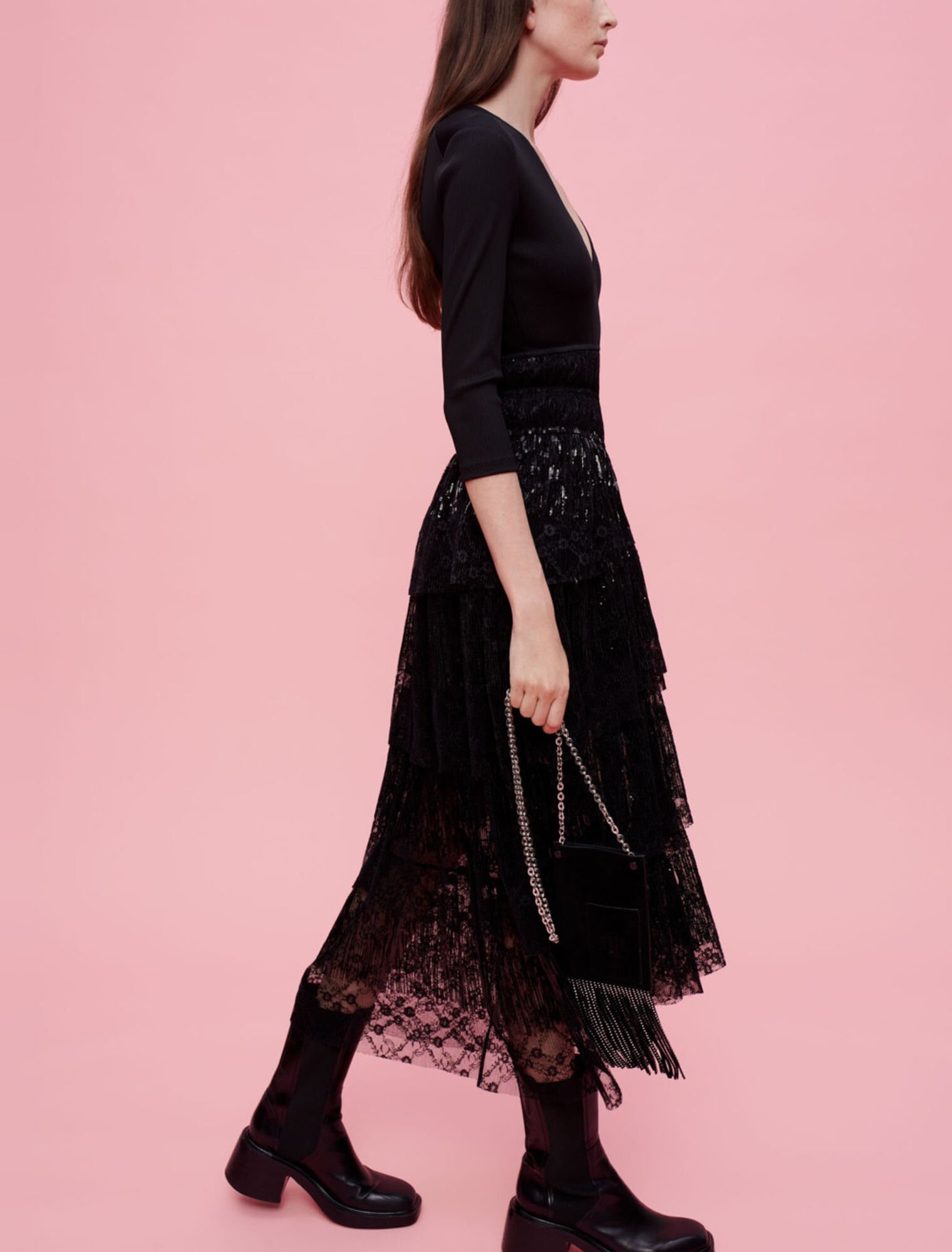 Abito in pizzo e jersey con paillettes