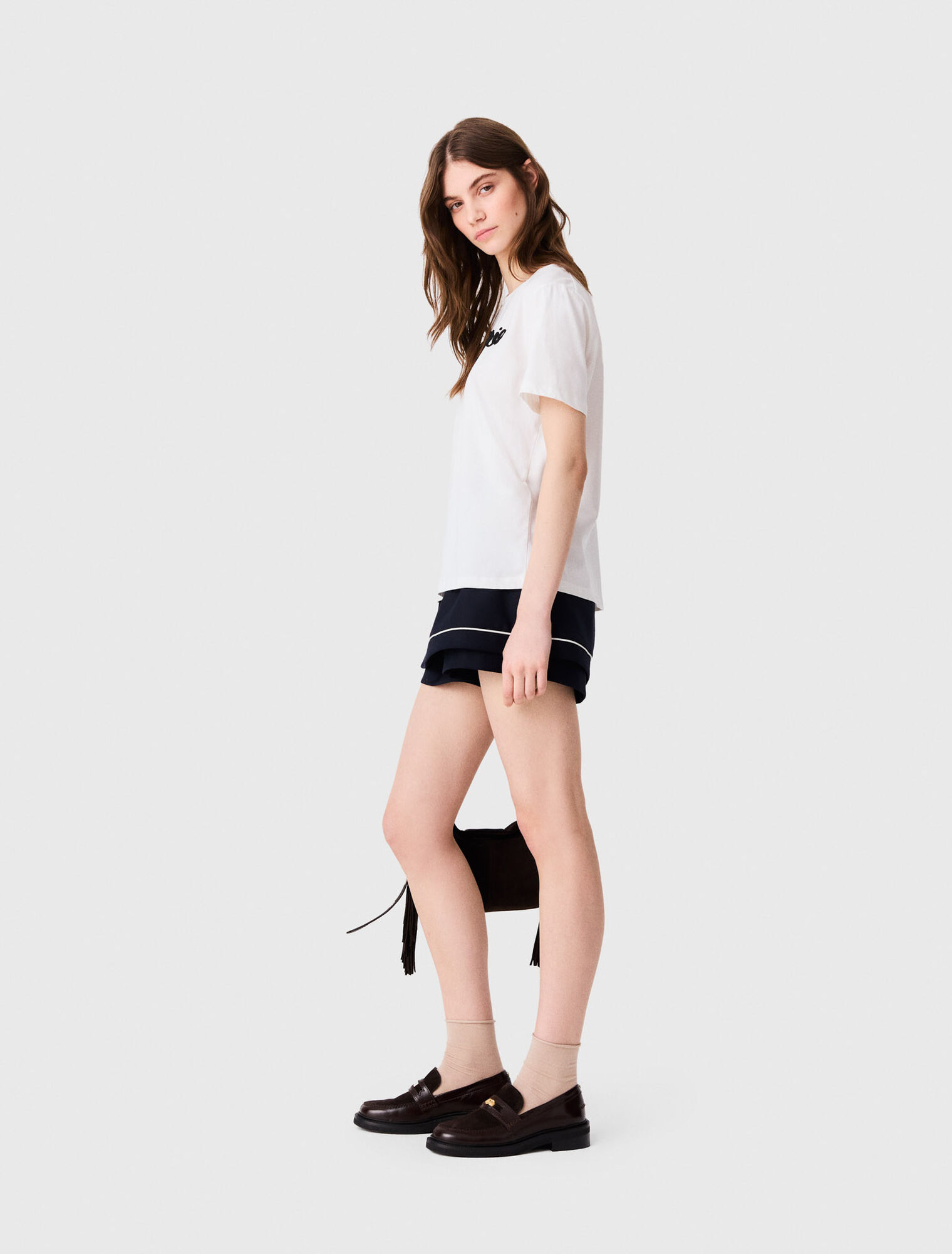 T-shirt con logo Paris ricamato
