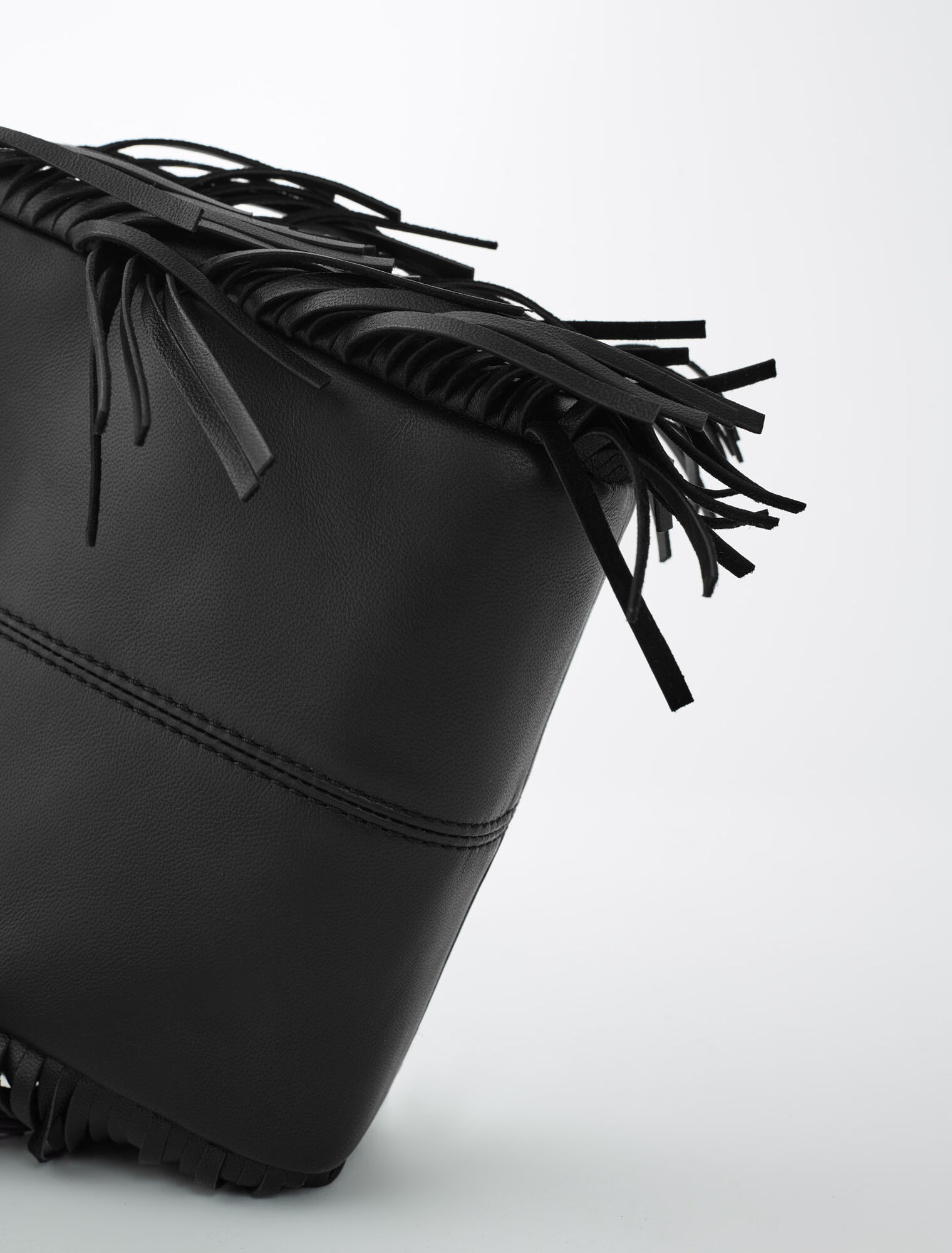 Borsa M in pelle con borchie