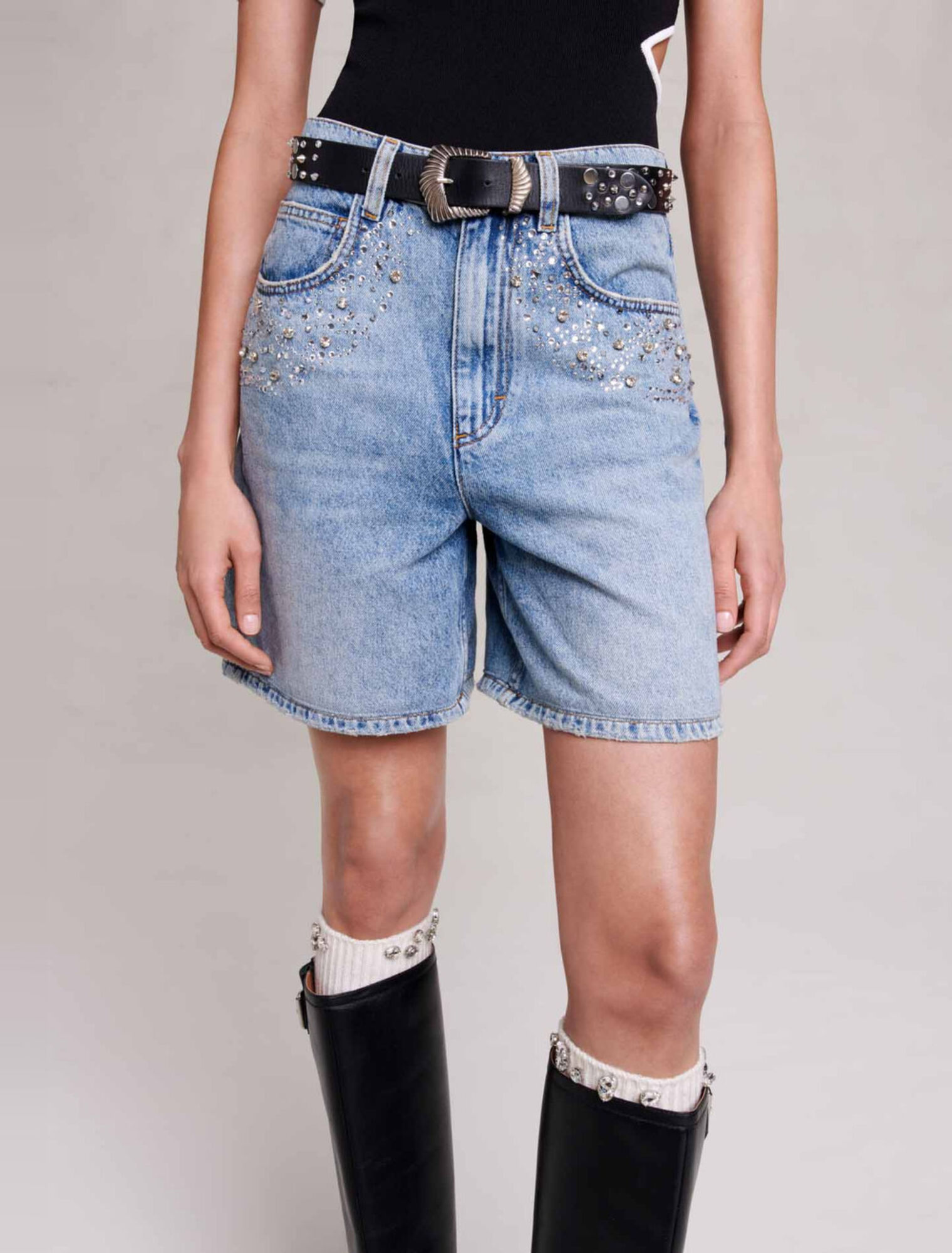Shorts svasati in denim con strass