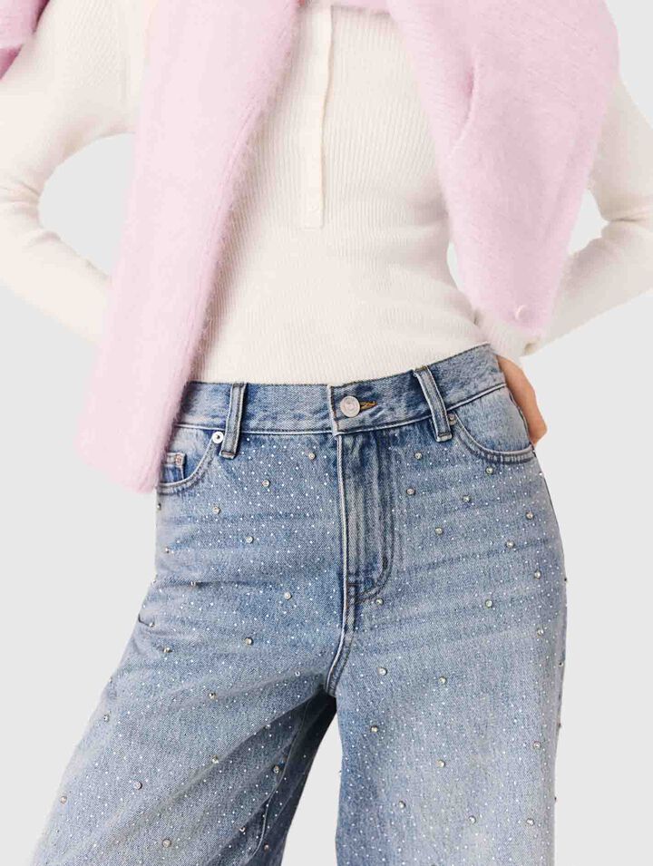 Jeans larghi con strass all-over