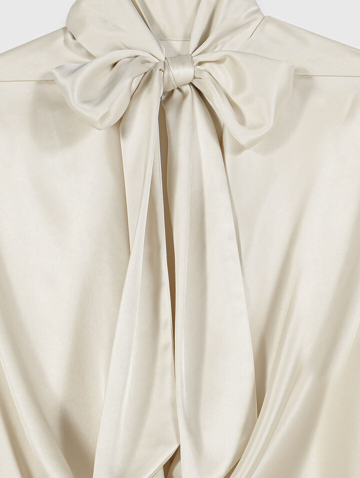 Blusa in raso schiena drappeggiata