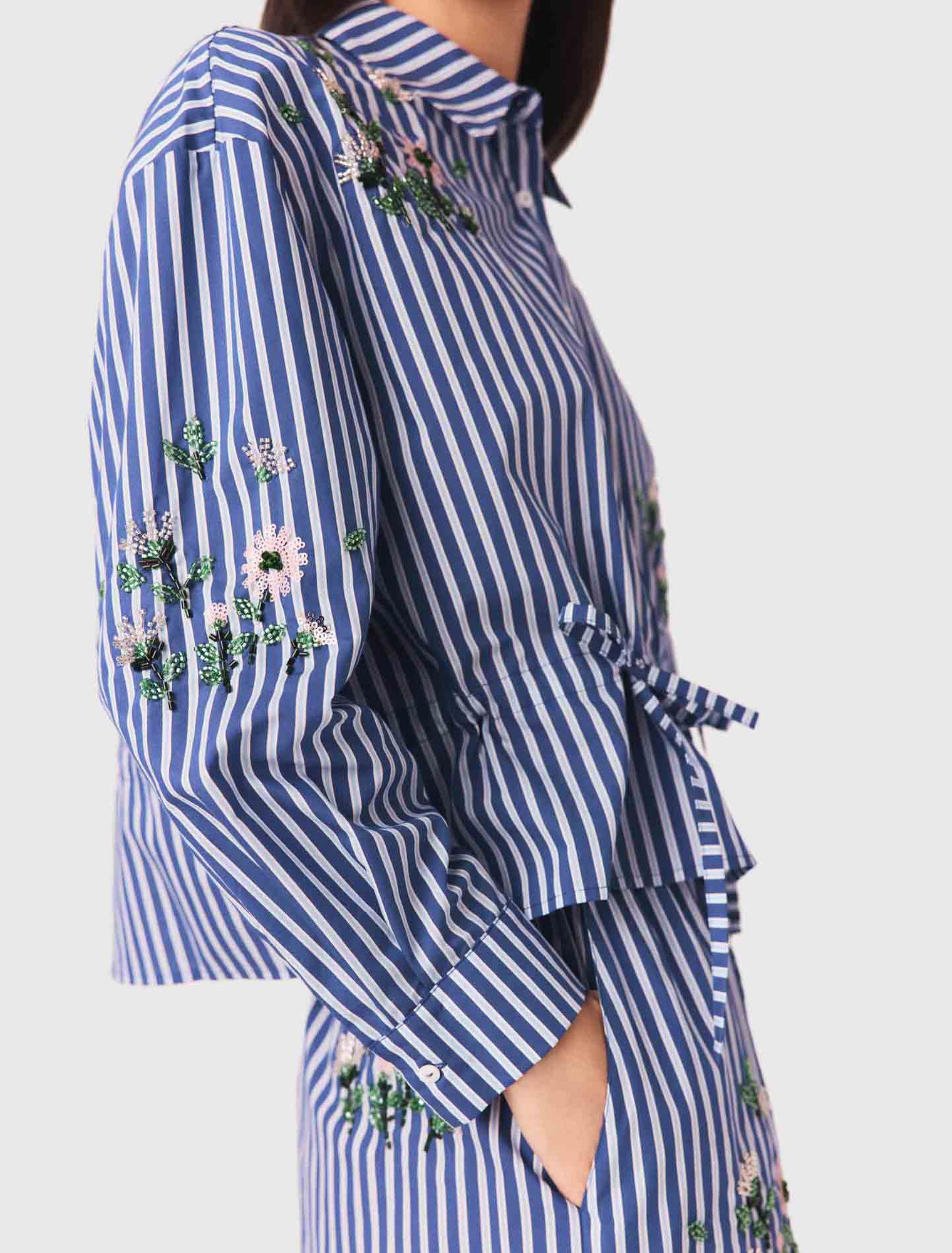 Camicia corta a righe ricamata