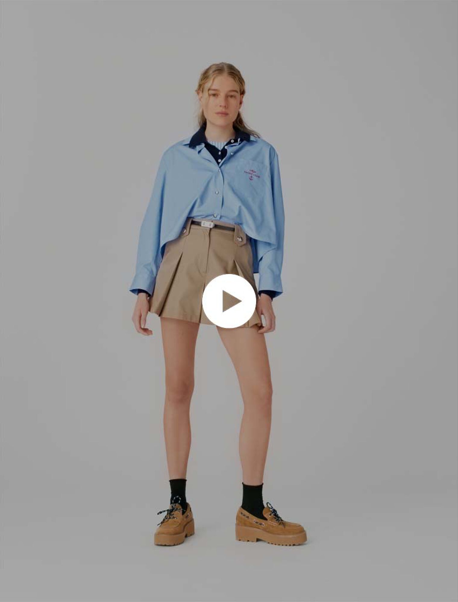 Shorts con pieghe in cotone