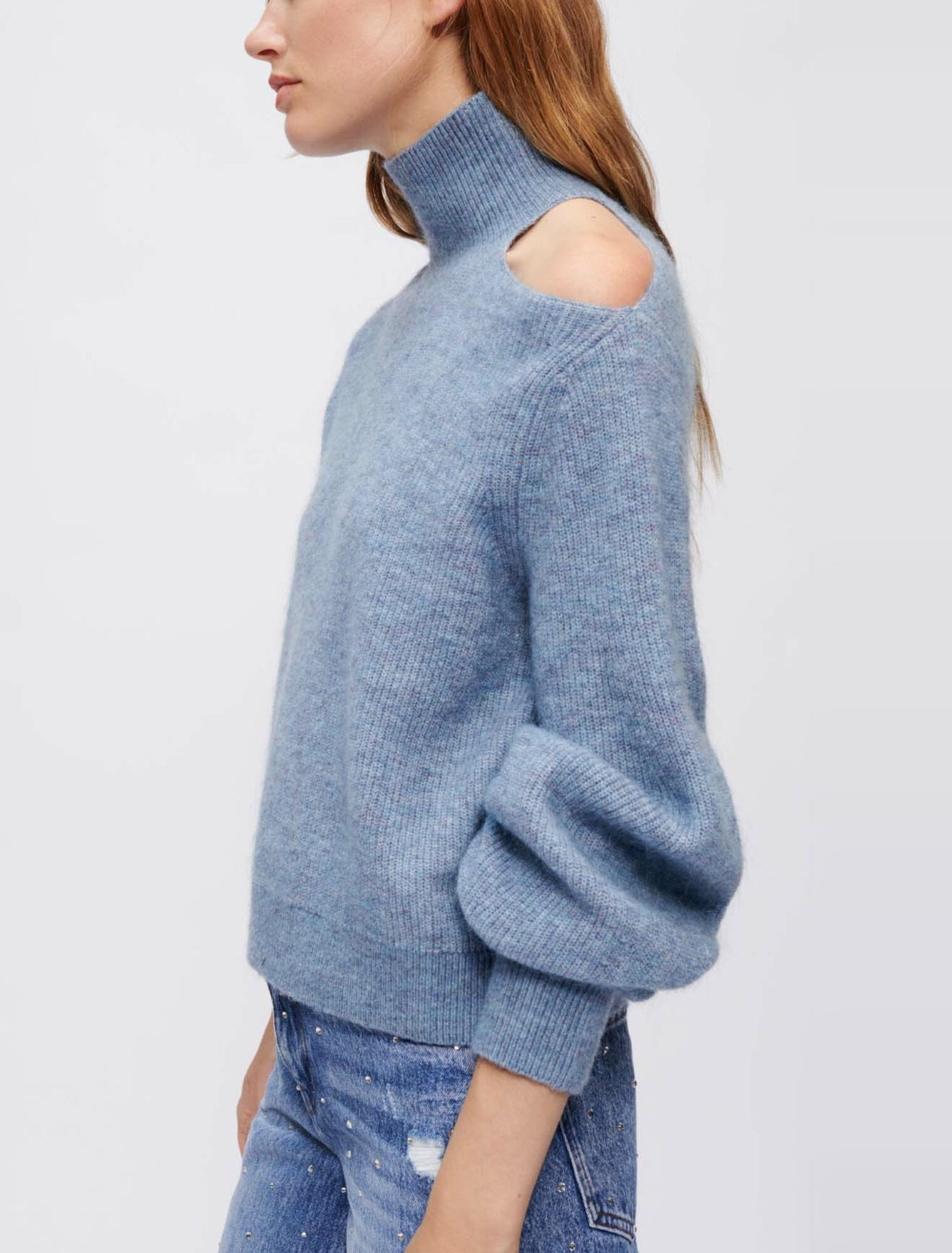 Maglia a collo alto con spalla scoperta
