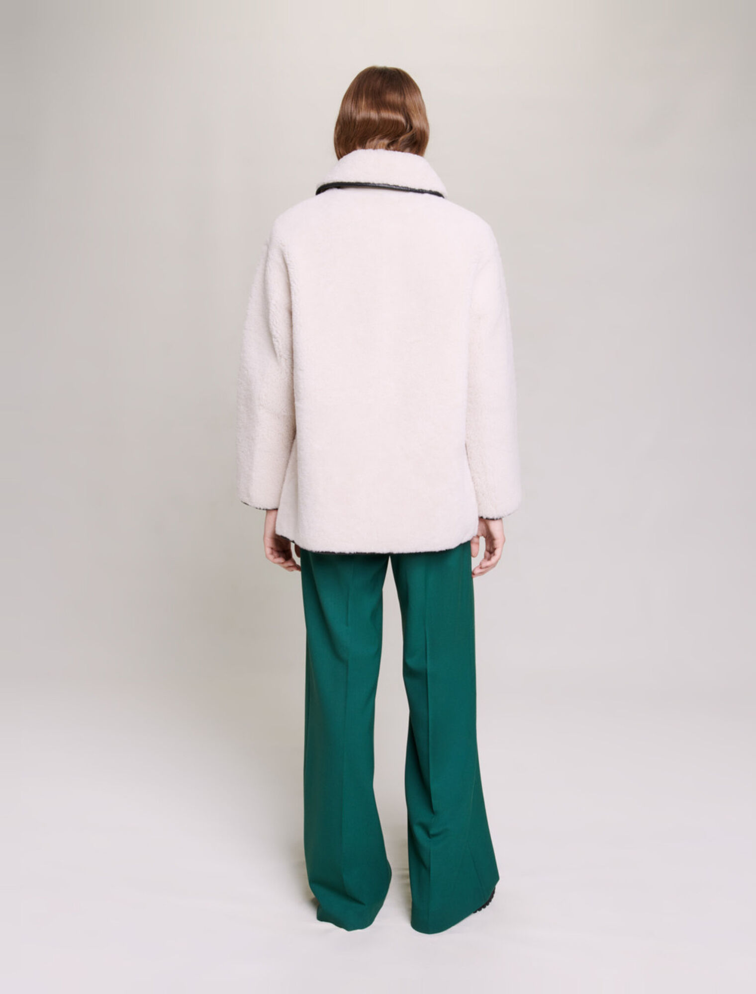 Cappotto di media lunghezza montone