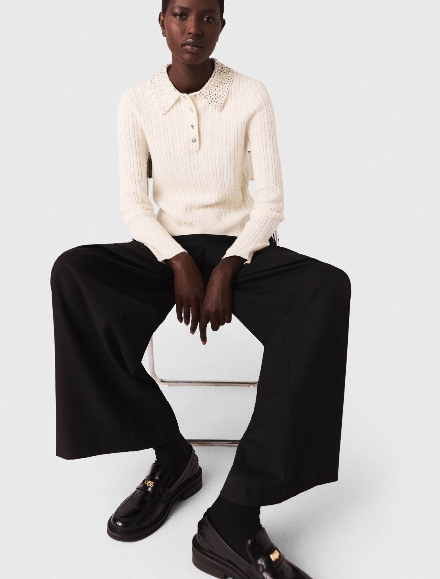 Polo in maglia con collo strass
