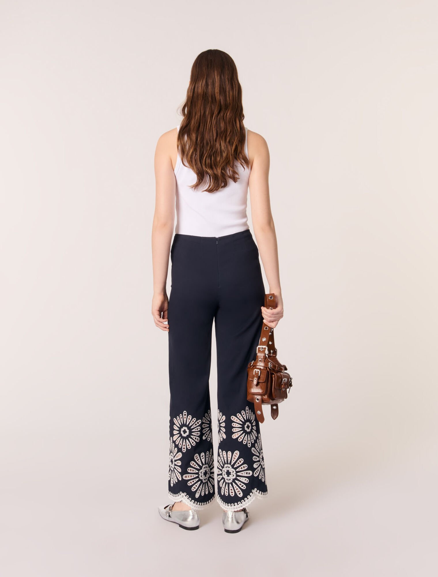 Pantaloni con dettagli in crochet
