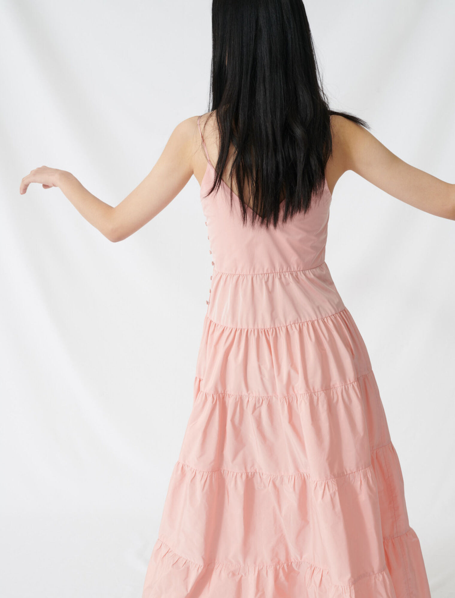 Maxi-abito con spalline fini in taffeta