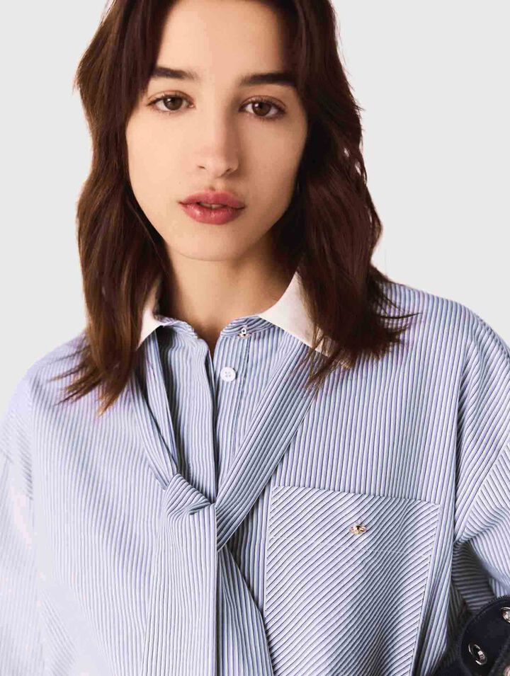 Camicia a righe con fiocco