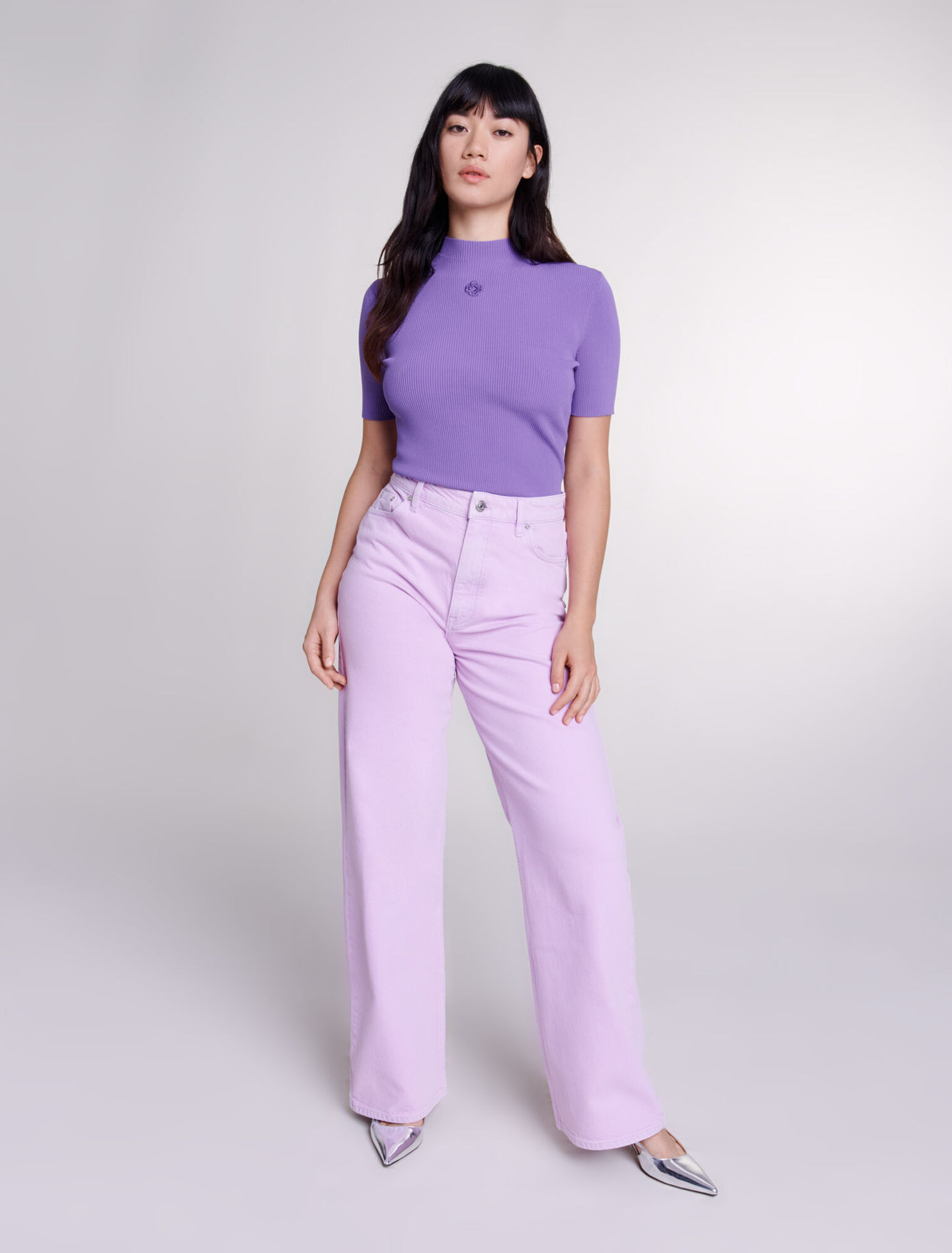Top con ricamo Clover