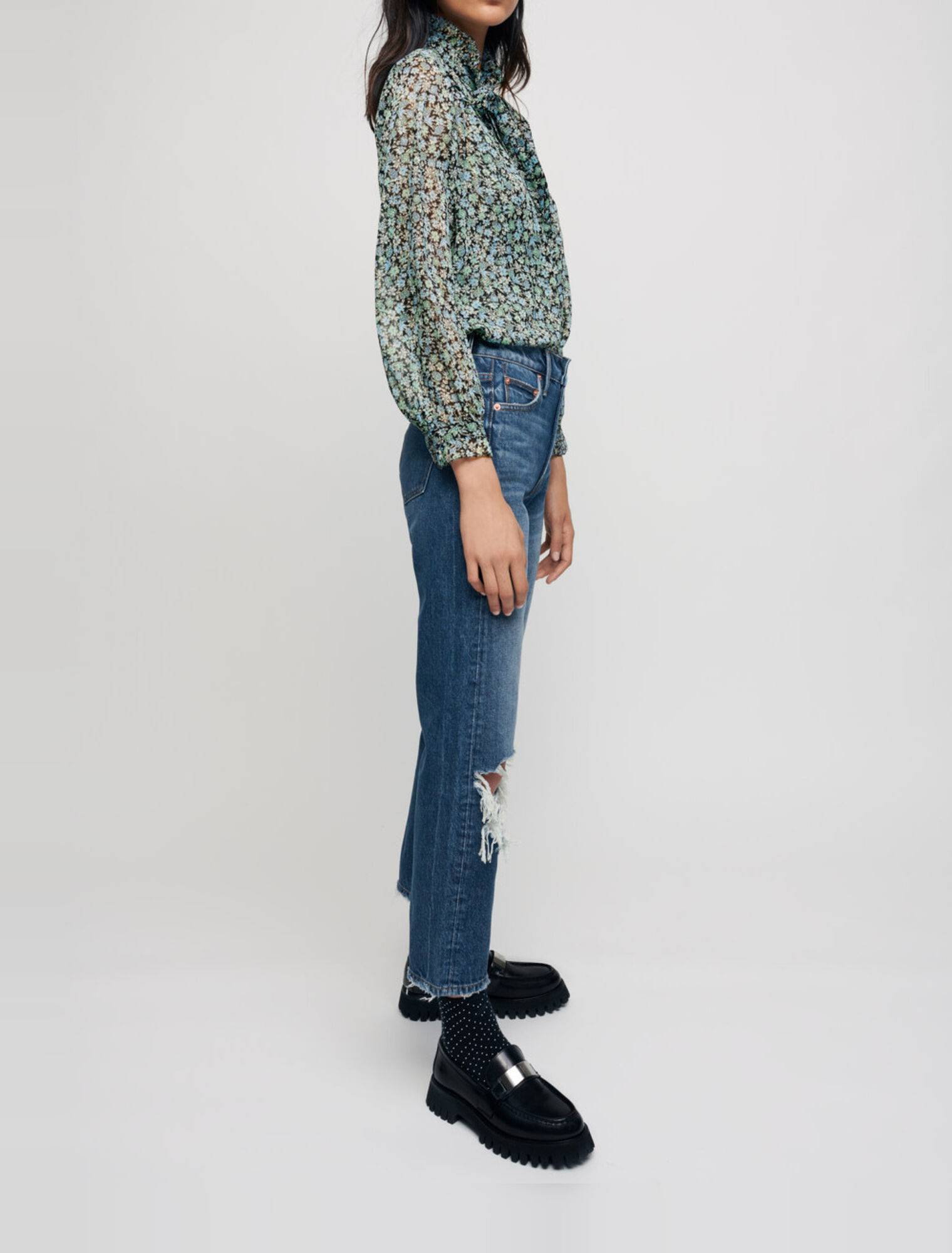 Jeans a vita alta strappati