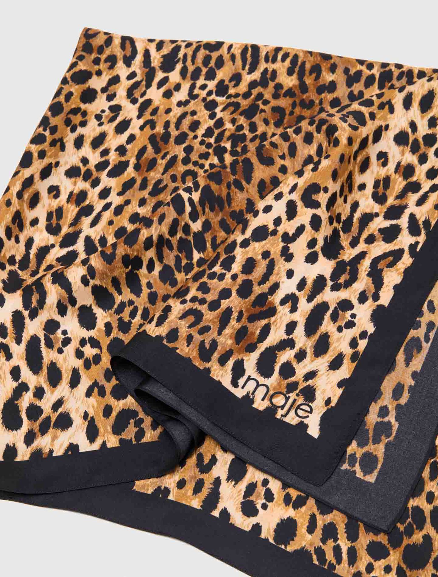 Foulard stampa leopardo