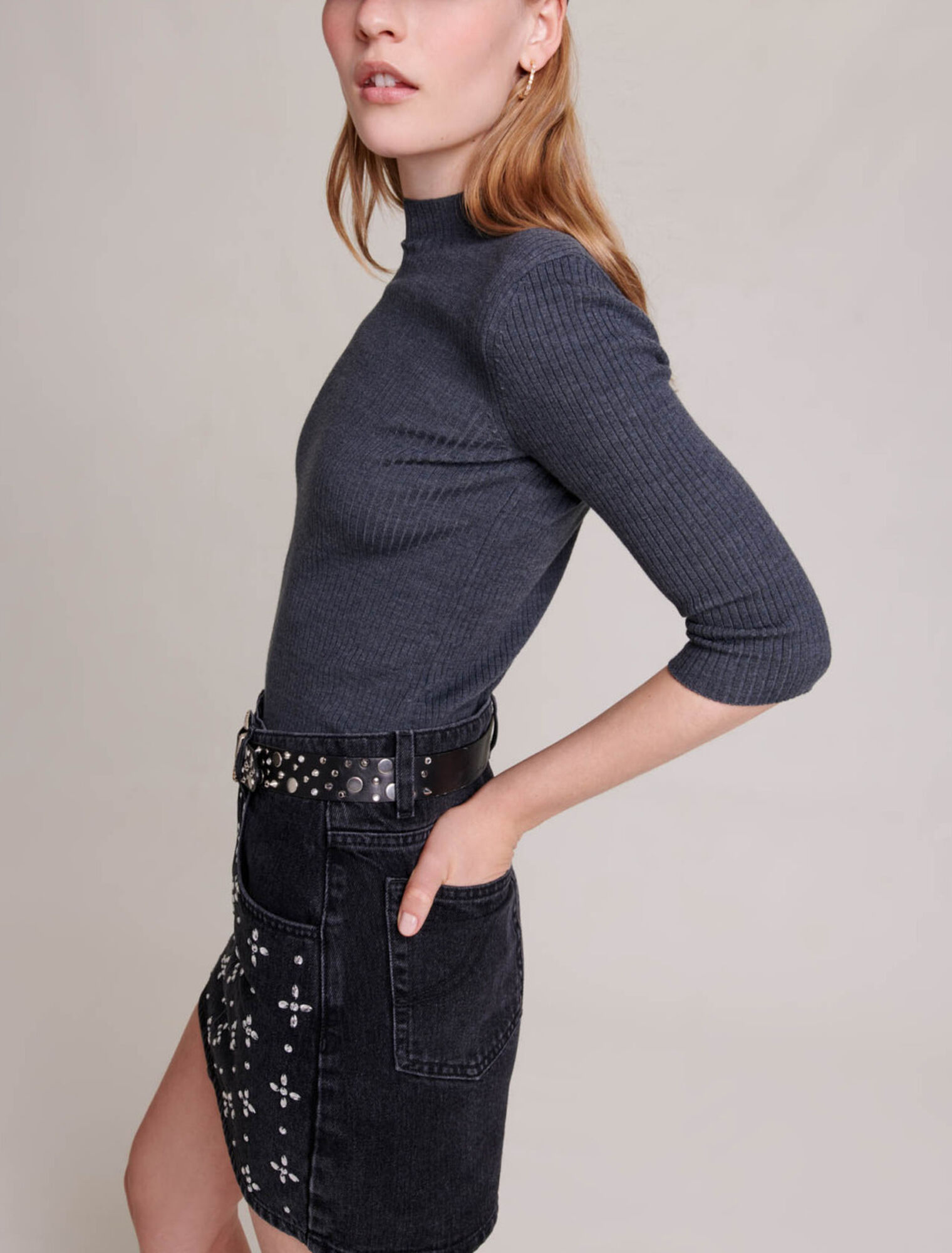 Gonna corta in denim con strass