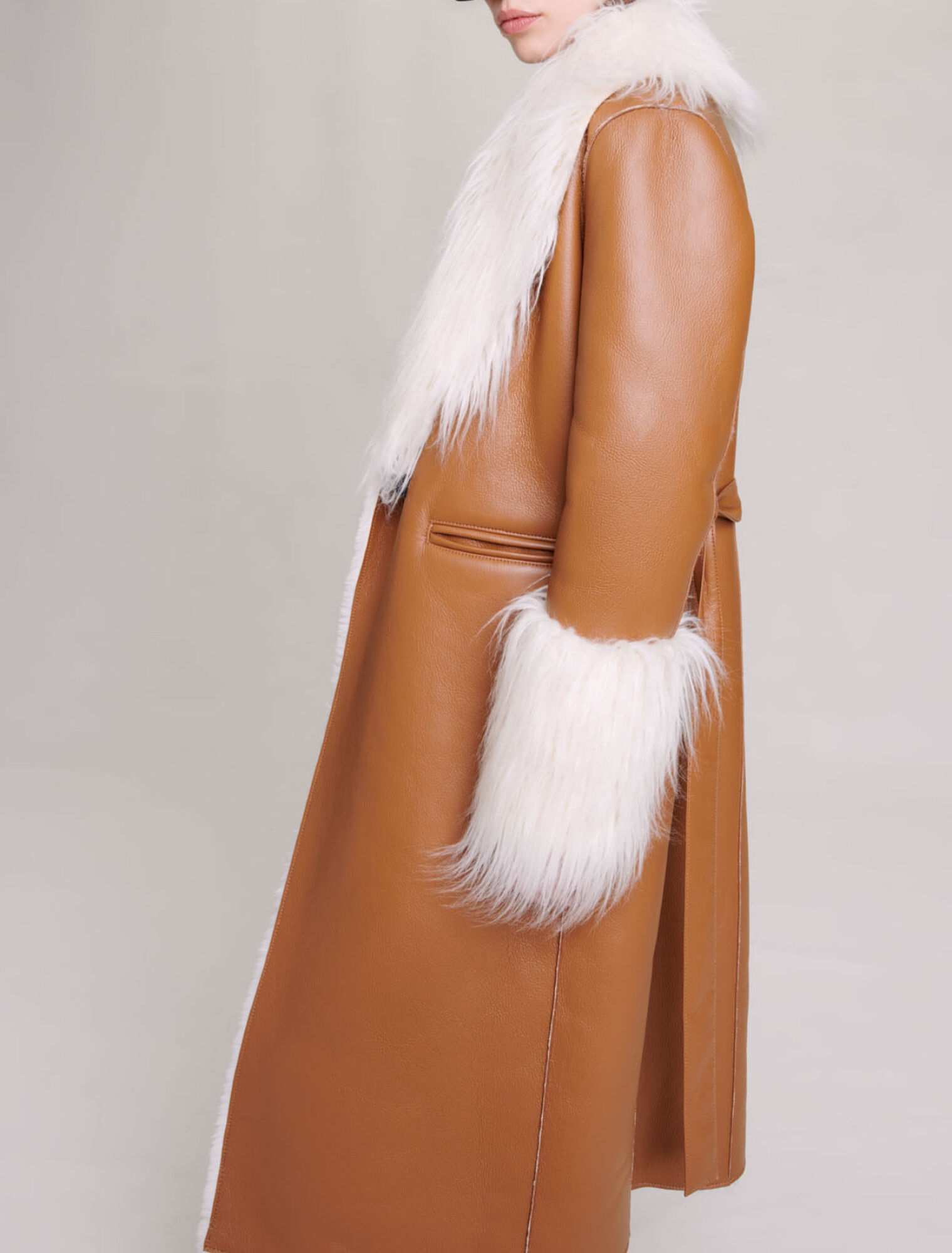 Cappotto lungo in ecopelliccia