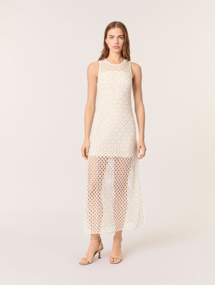 Abito lungo in crochet con perline