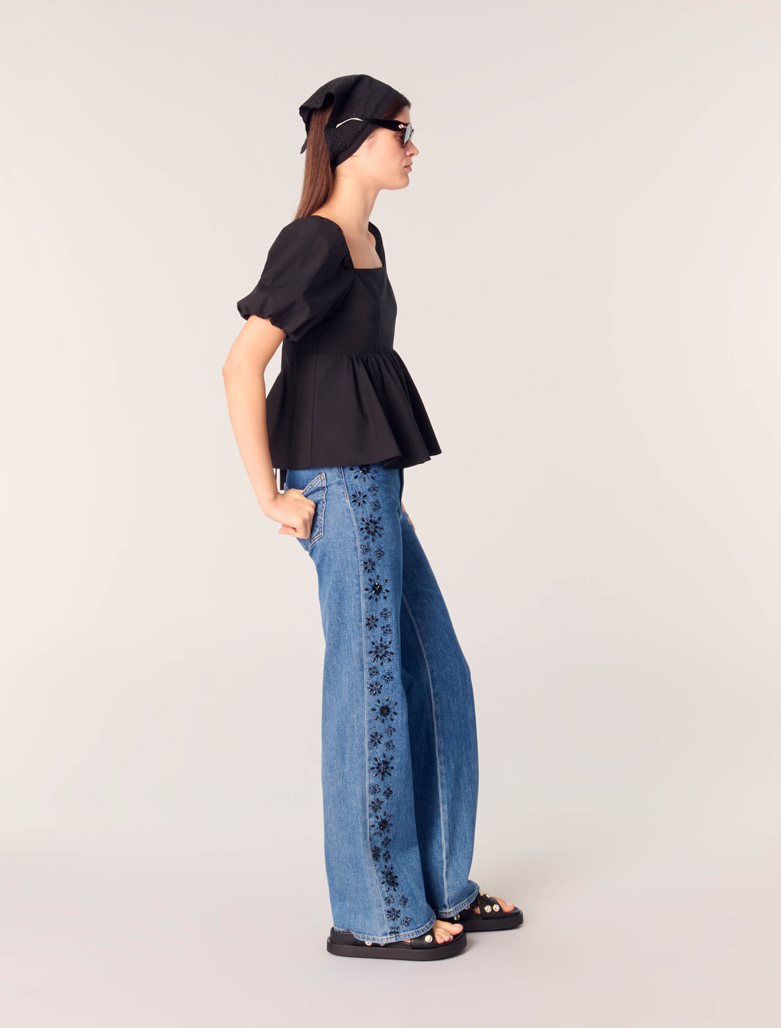 Jean ricamati con strass