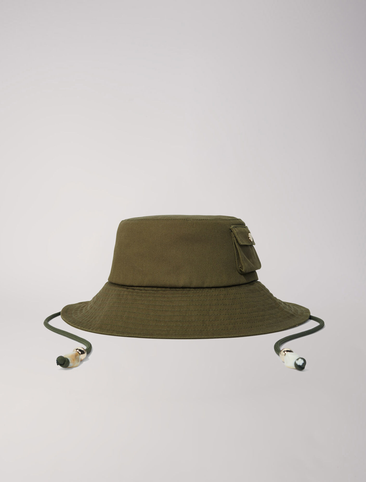 Bucket hat con laccetto e perline