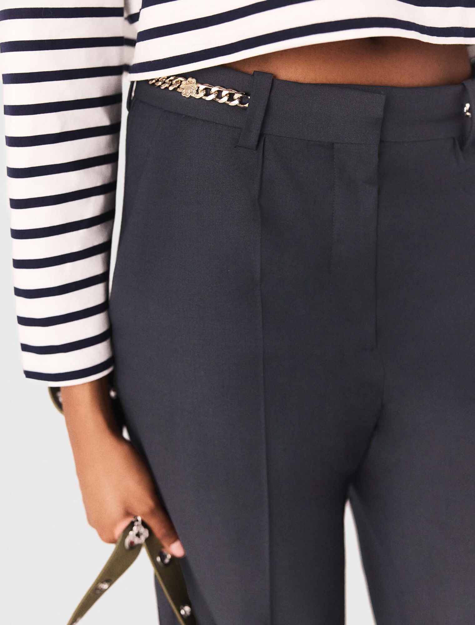 Pantaloni tailleur dettagli catena