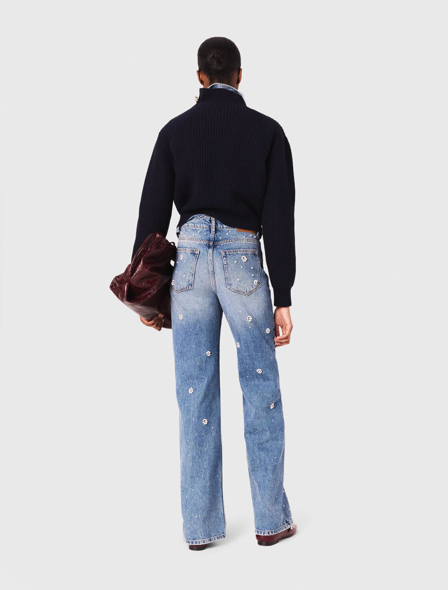 Jeans larghi ricamati