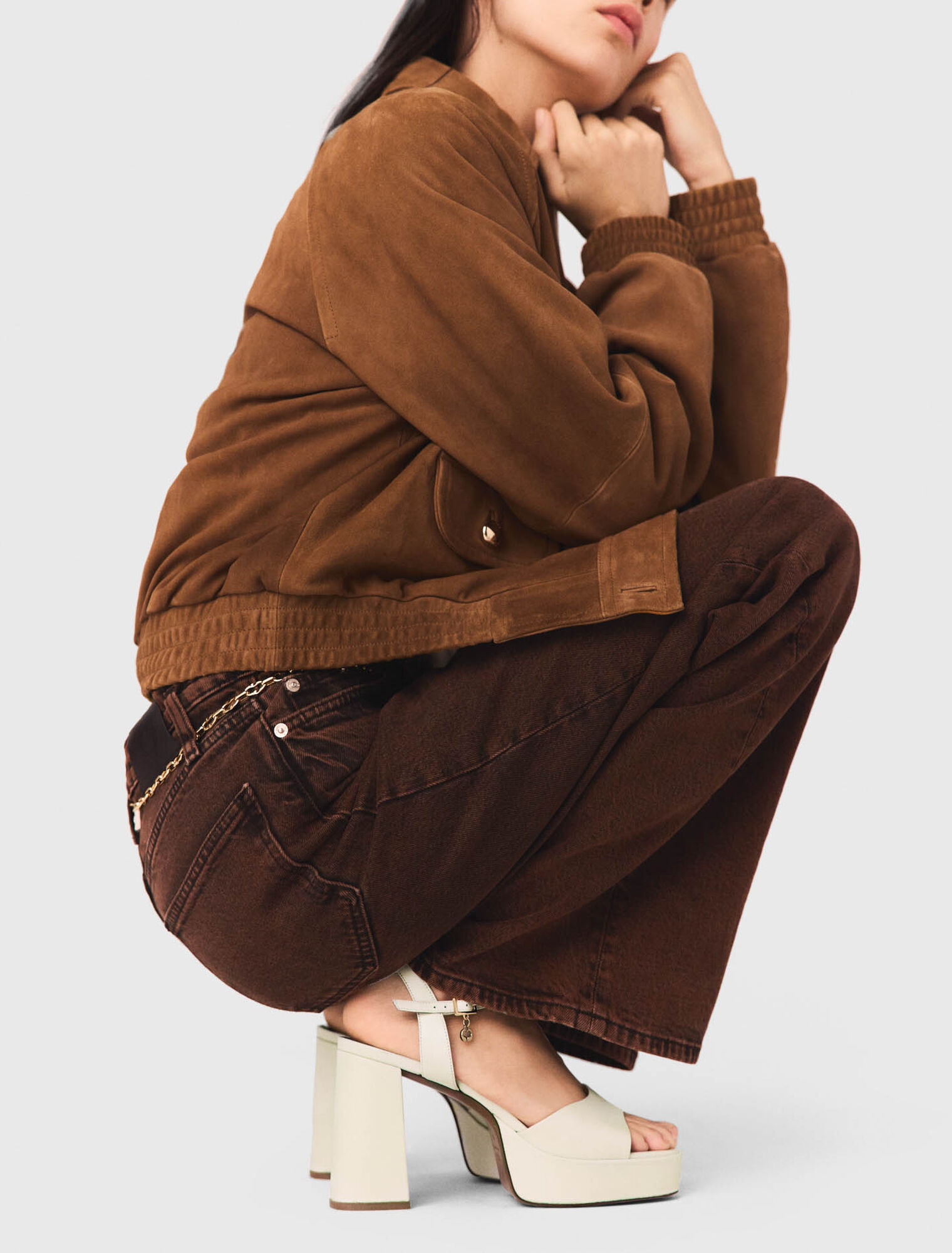 Sandali in pelle con zeppa