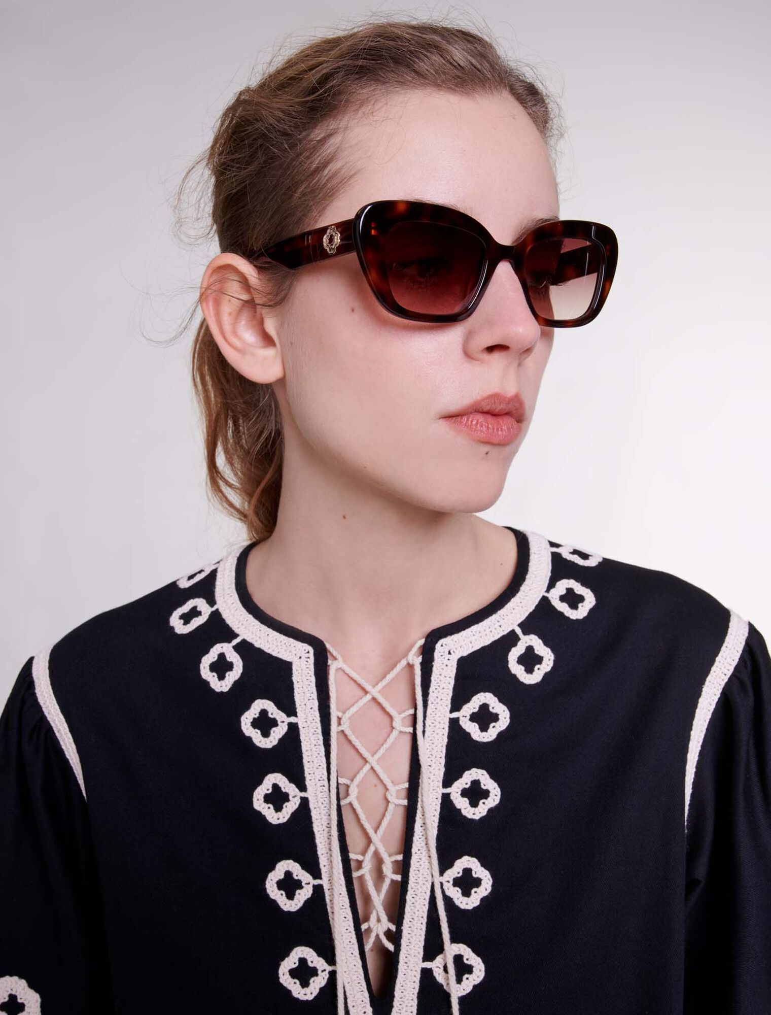 Occhiali tipo cat eye in acetato