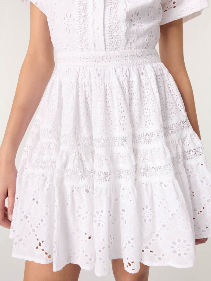 Abito babydoll con ricamo
