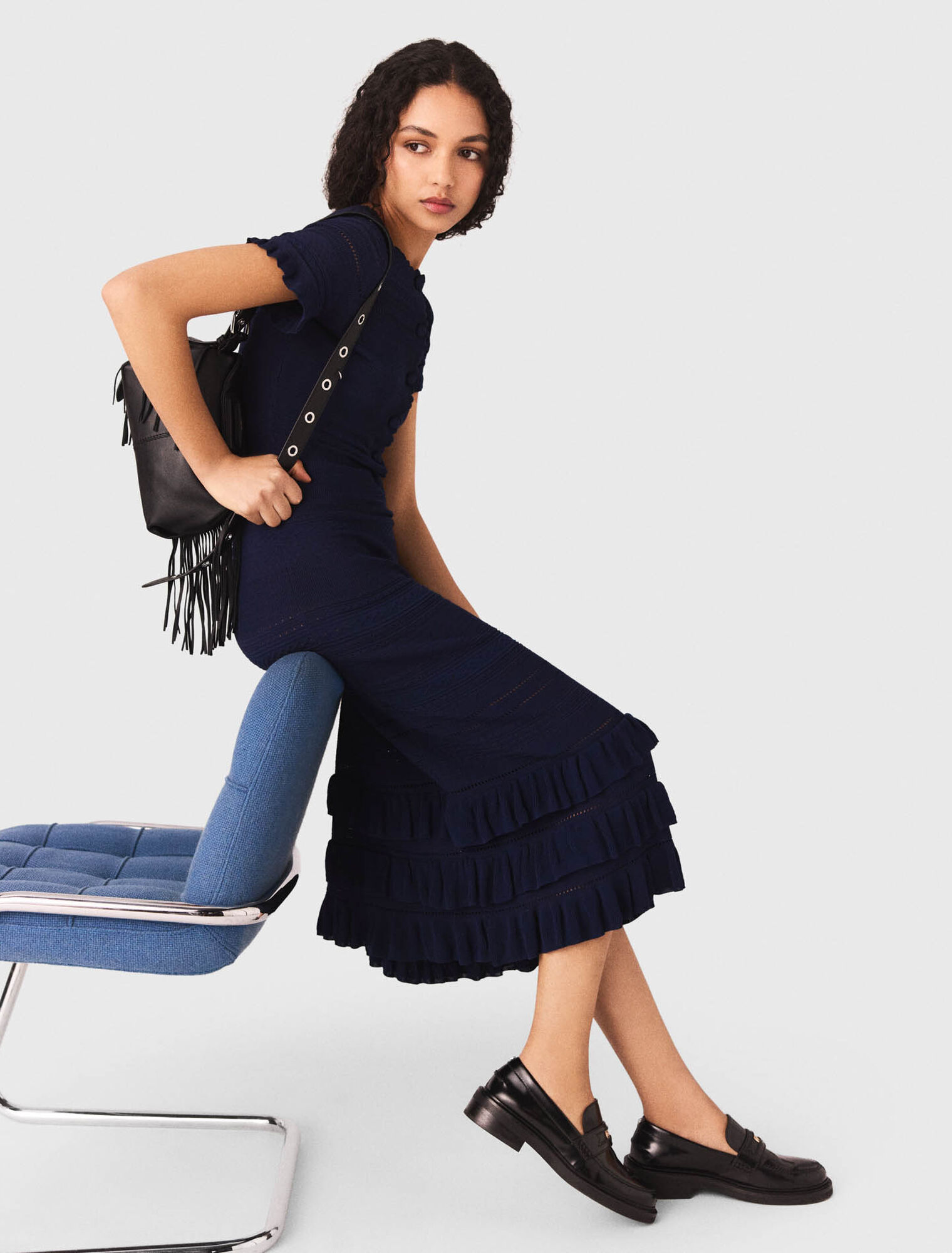 Abito lungo in maglia con volant