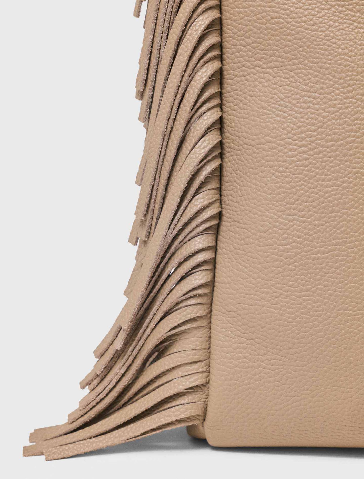 Borsa M in pelle granulata