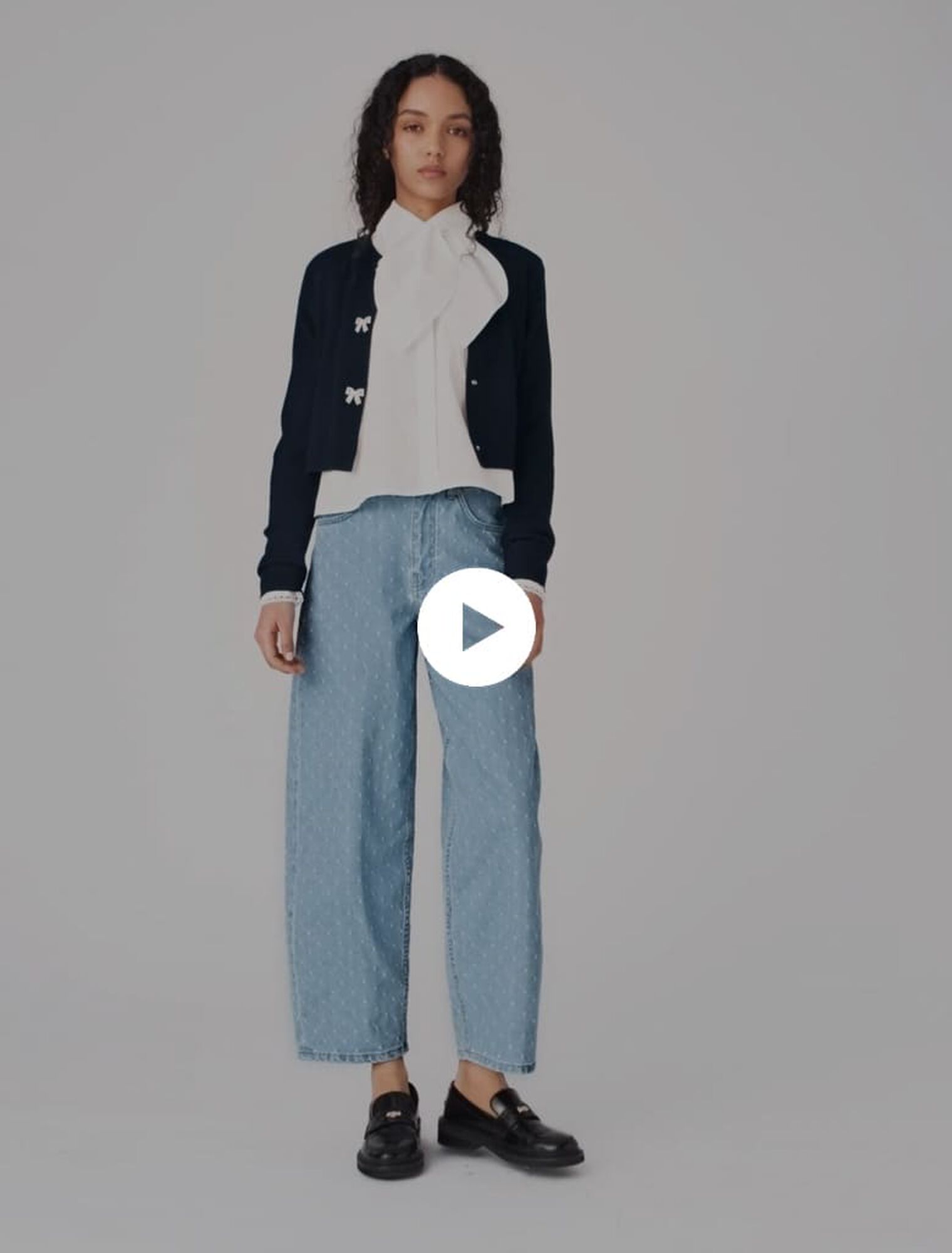 Cardigan bottoni fiocco gioiello