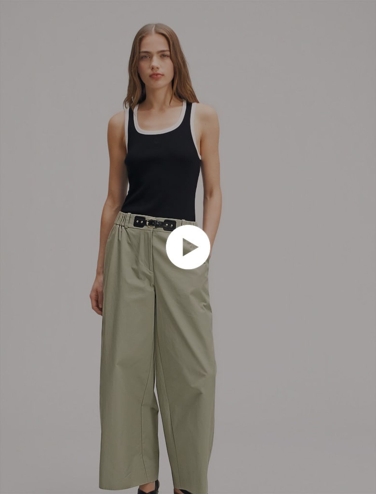 Pantaloni cargo