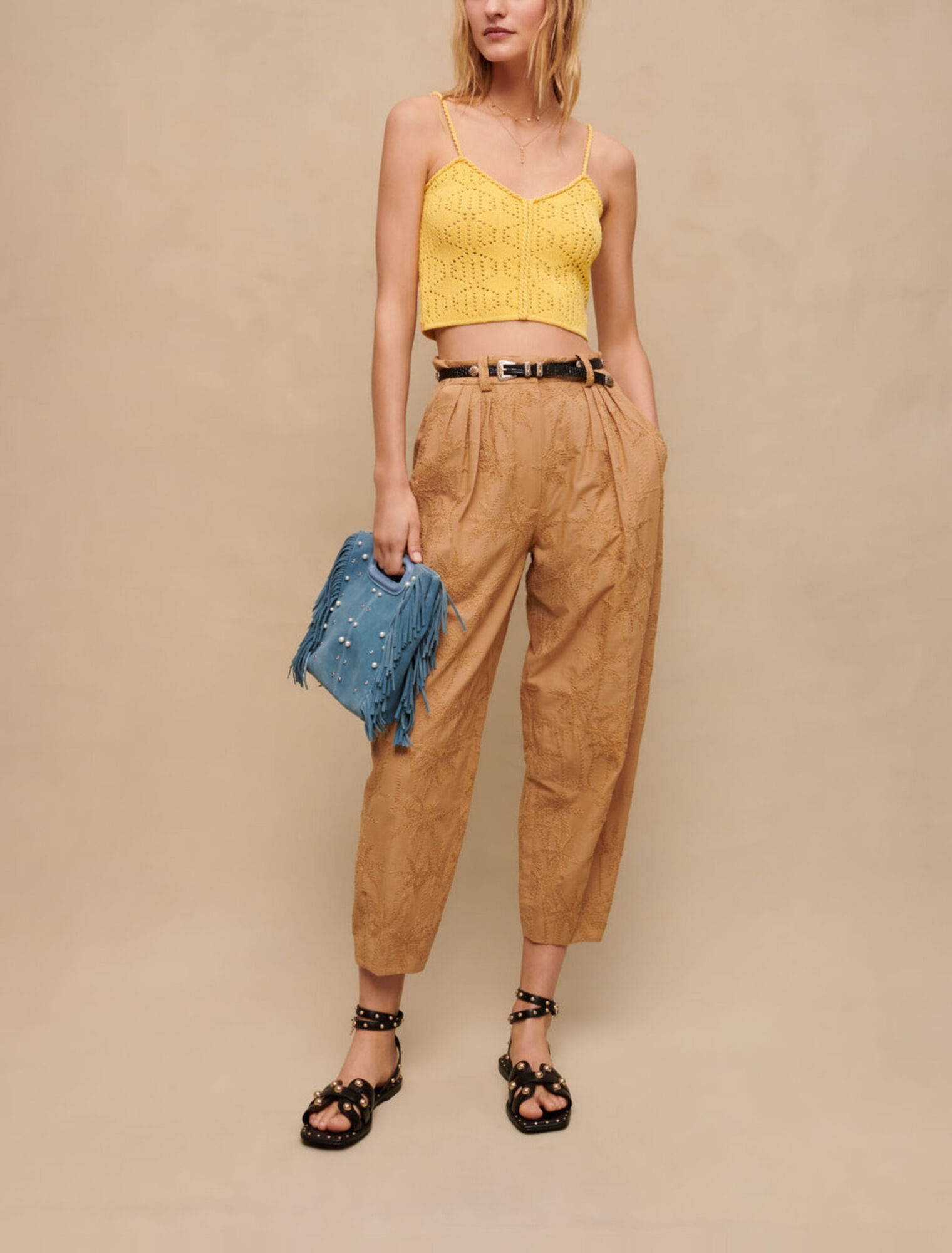 Pantaloni a carota