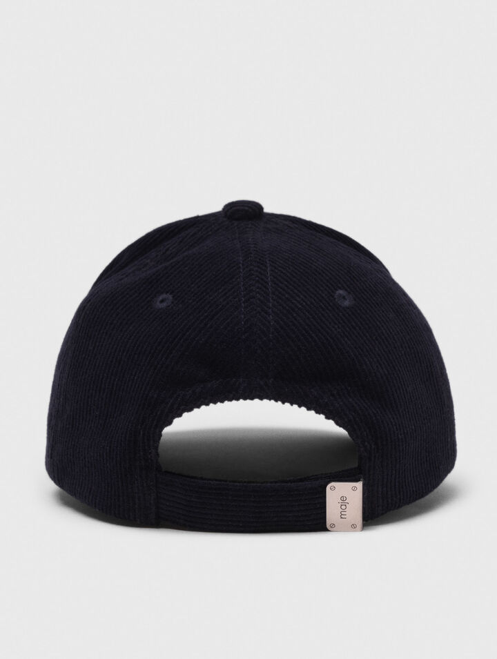 Cappello in velluto a coste