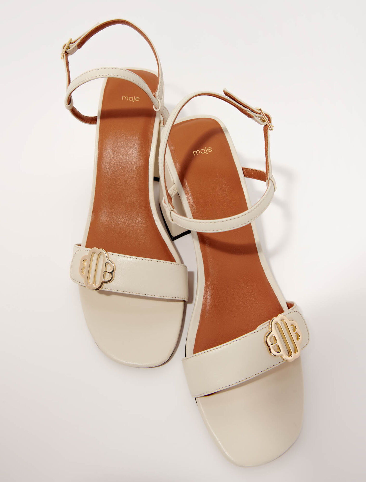 Sandali in pelle