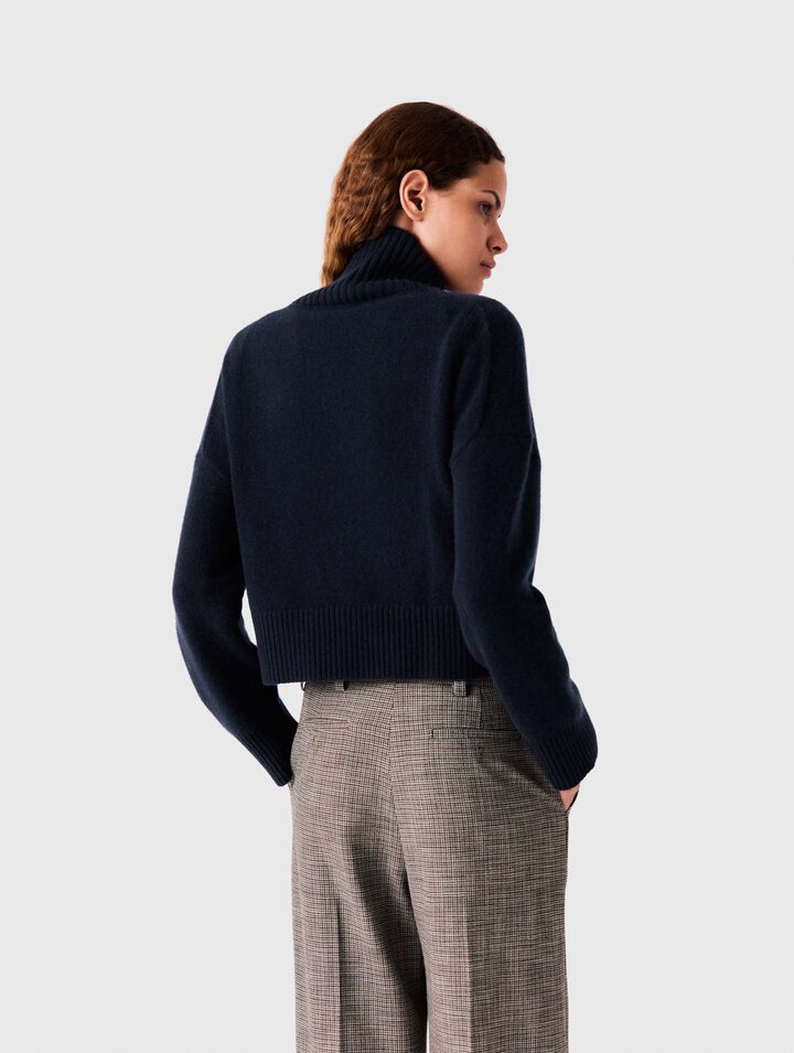Maglione in cachemire a collo alto