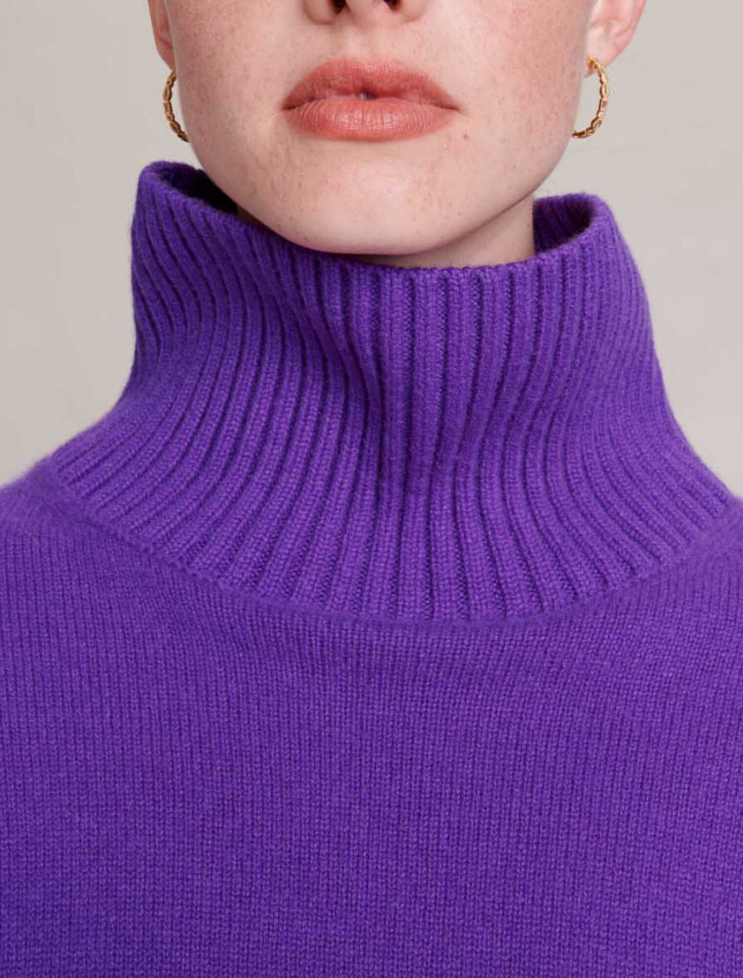 Maglione a collo alto in cashmere